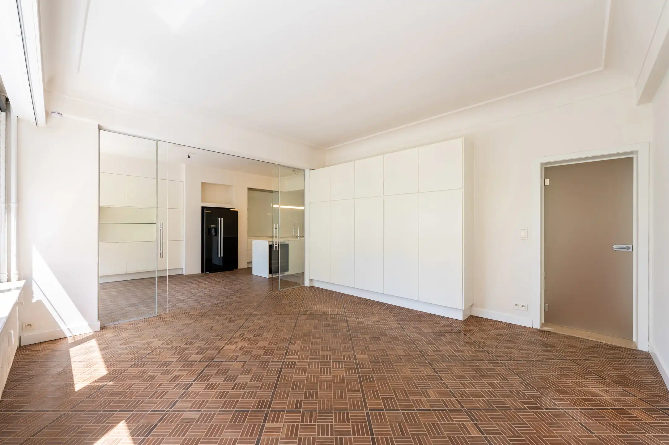 Ruim appartement met uniek zicht op KMSKA foto 7