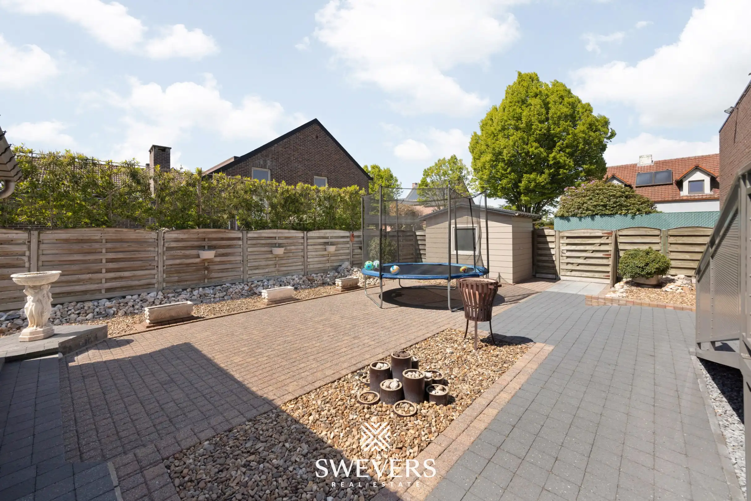 Instapklare open bebouwing met 3 slaapkamers en ruime garage in Heusden-Zolder foto 29