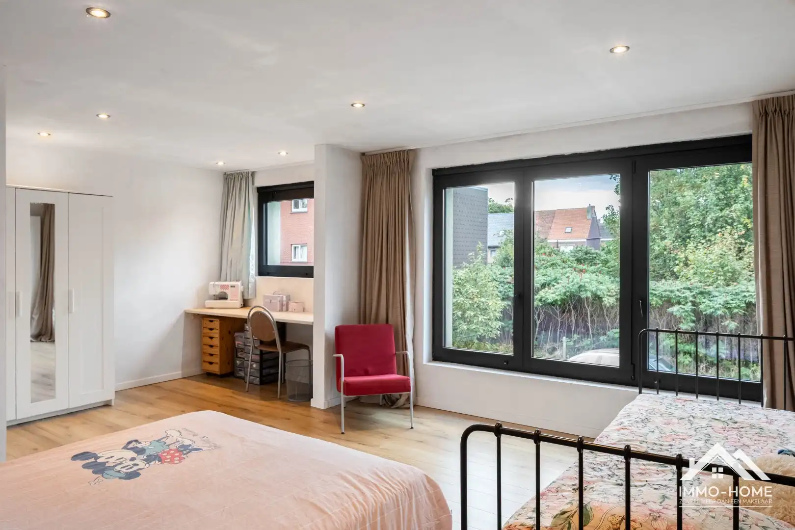 Prachtige gerenoveerde woning op een topligging in Sint-Amandsberg! foto 22