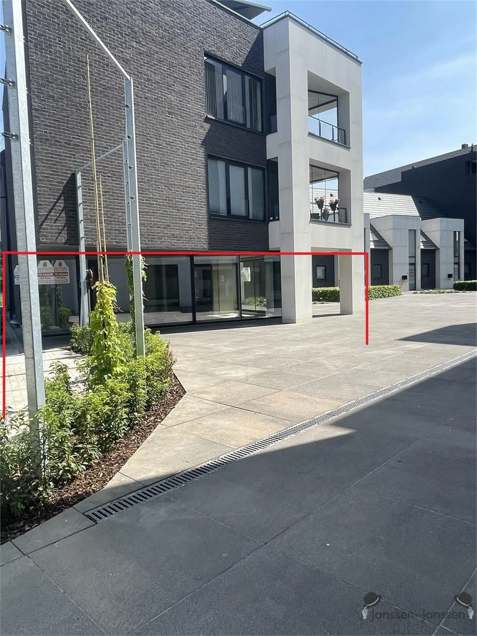 TE KOOP: Casco commerciële ruimte foto 12