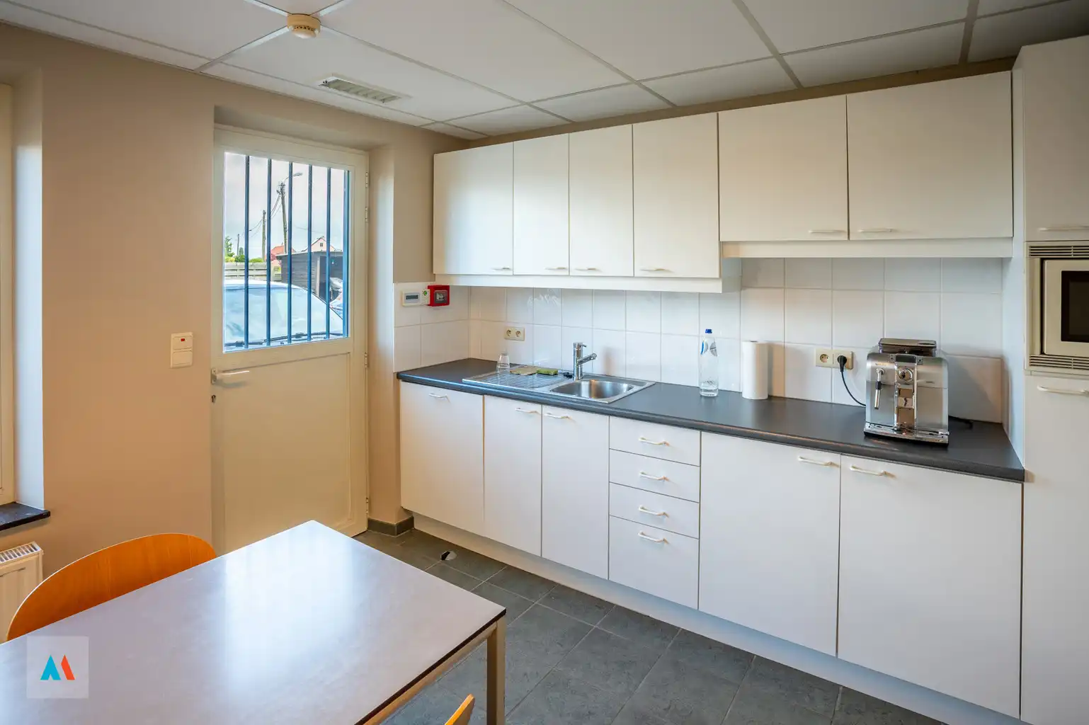 Professionele ruimte met potentieel foto 6