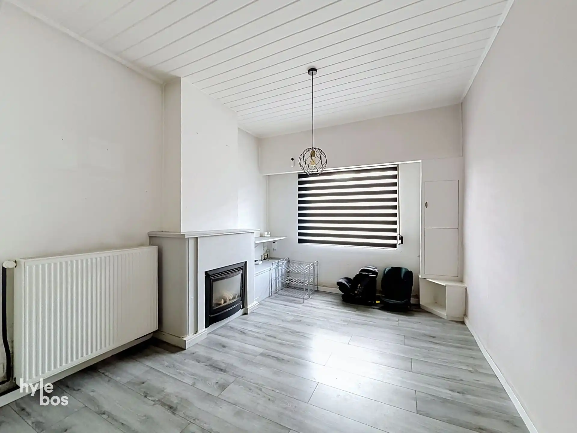 Goed gelegen instapklare woning met twee slaapkamers en mooie tuin foto 3