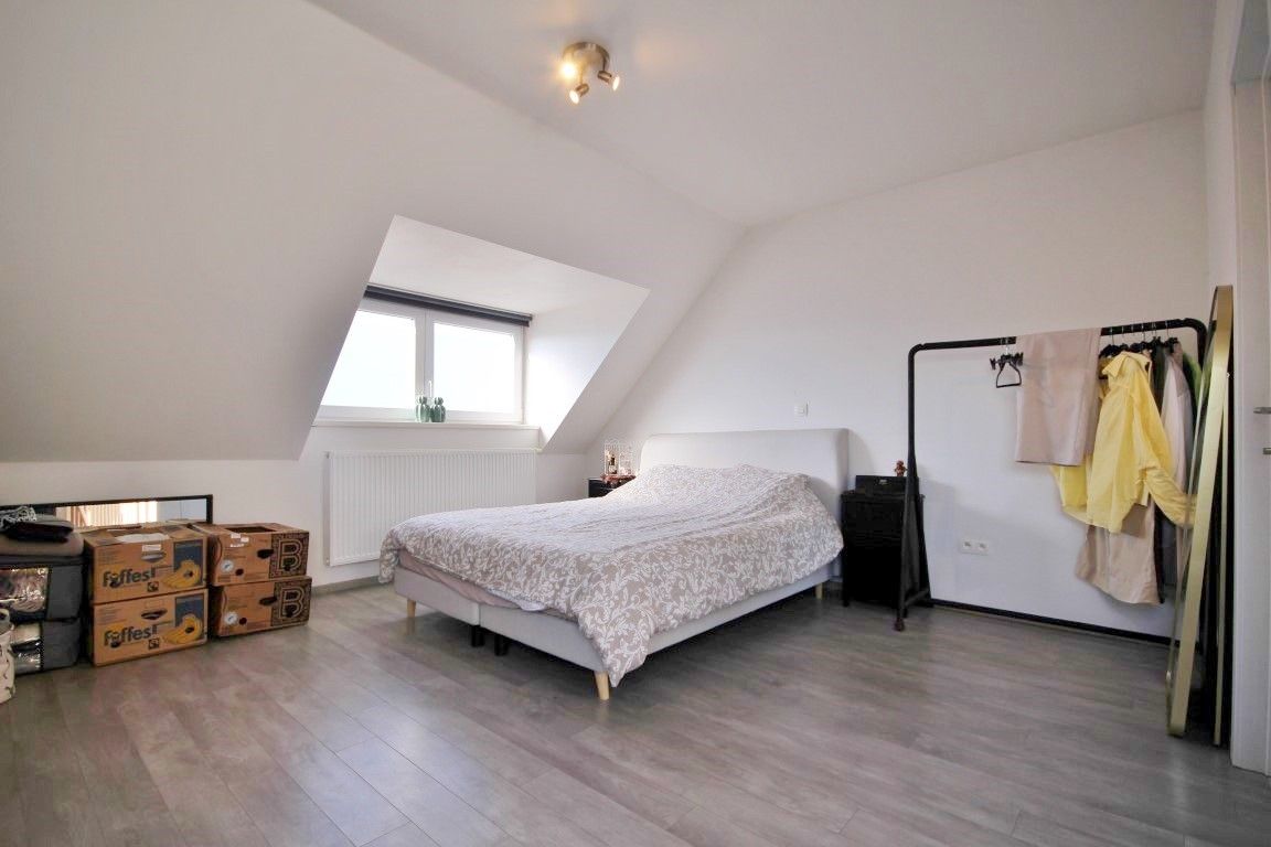 Duplexappartement op een zeer gunstige ligging midden in het centrum foto 15
