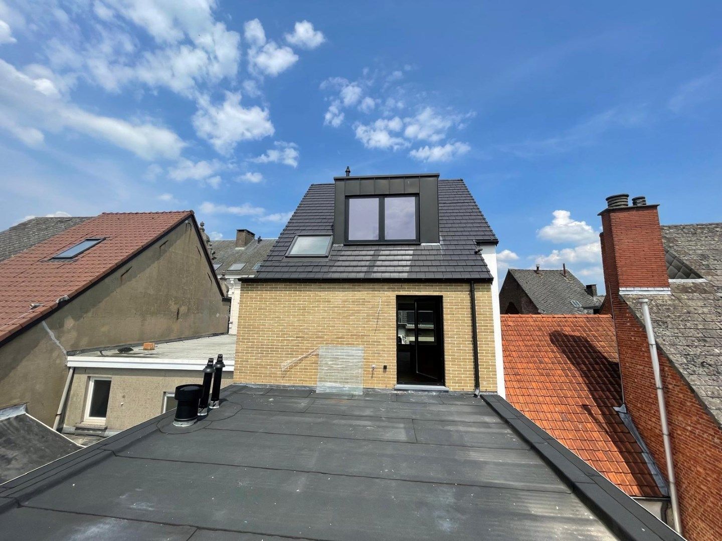Trendy duplex dakappartement aan 6% BTW centrum Lier met zuid-gericht terras! foto 9