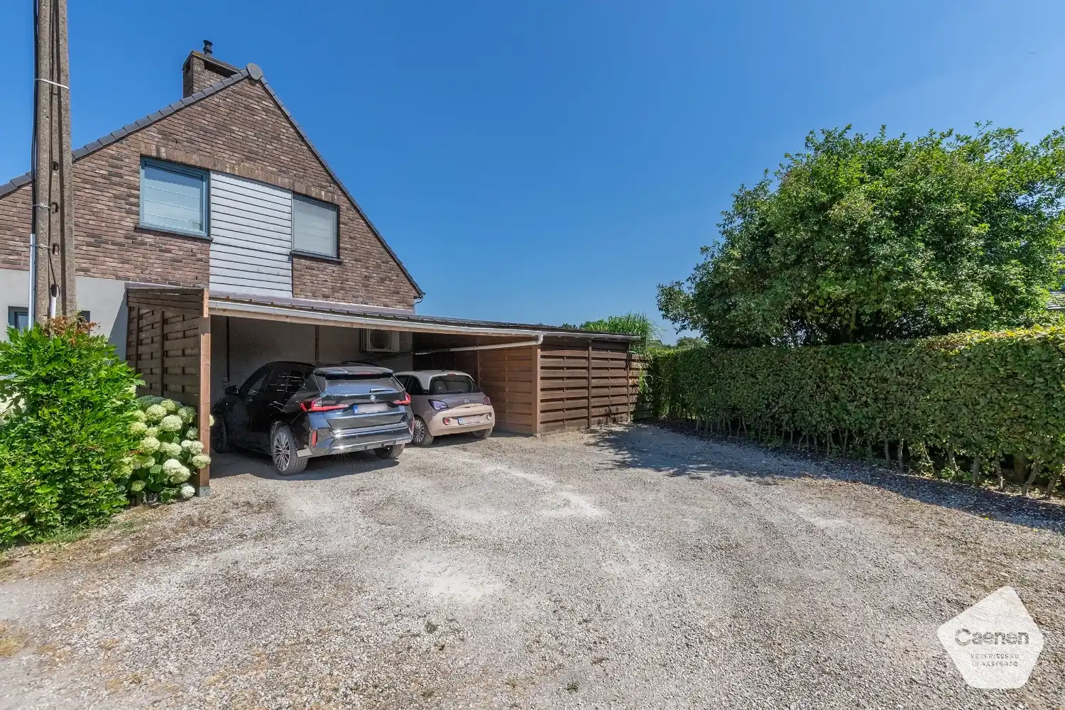 Stijlvol en energiezuinig huis met 3 slaapkamers en mooie tuin met uitzichten in Ruddervoorde foto 19