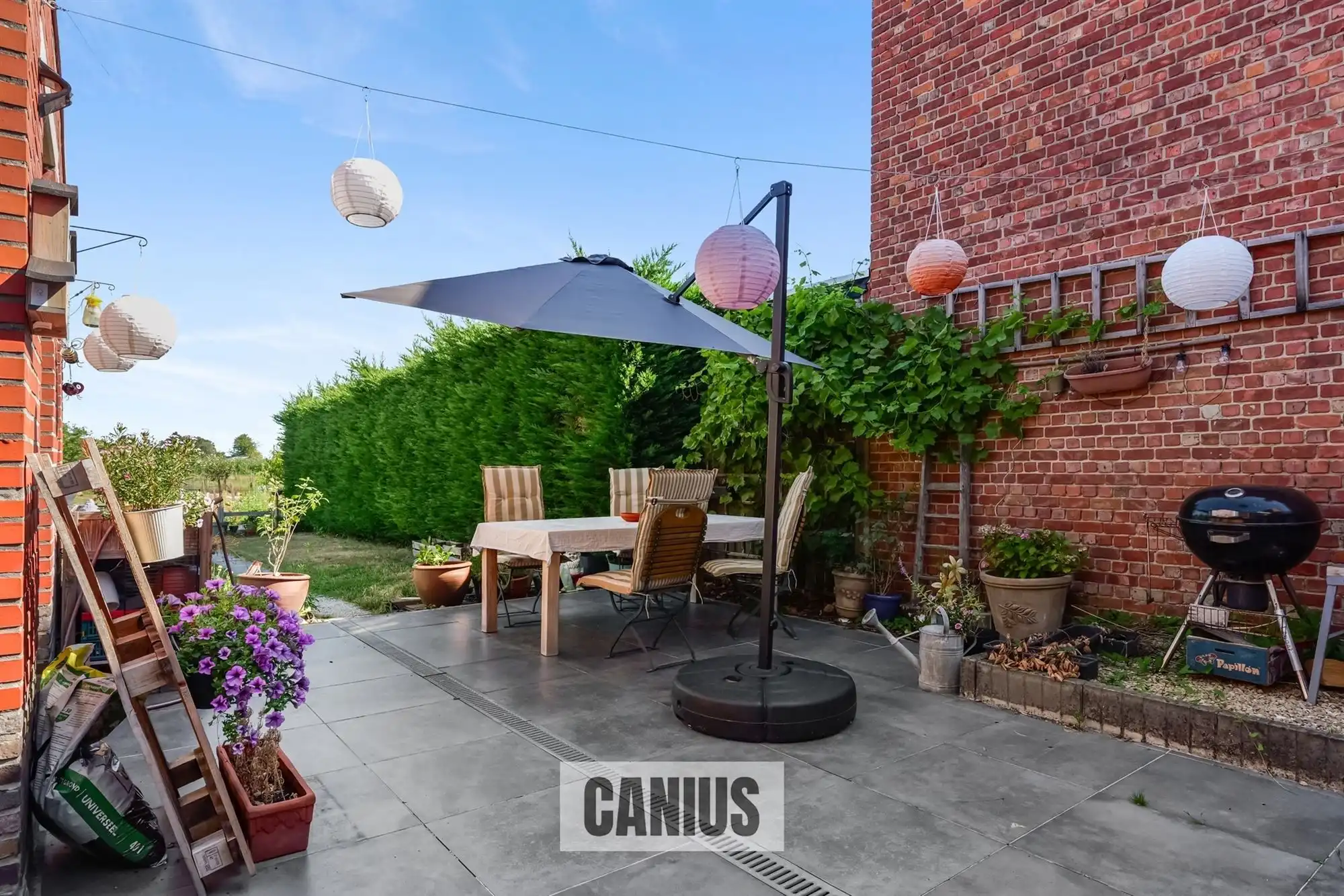 CHARMANTE, GERENOVEERDE WONING MET 2 SLPK foto 20