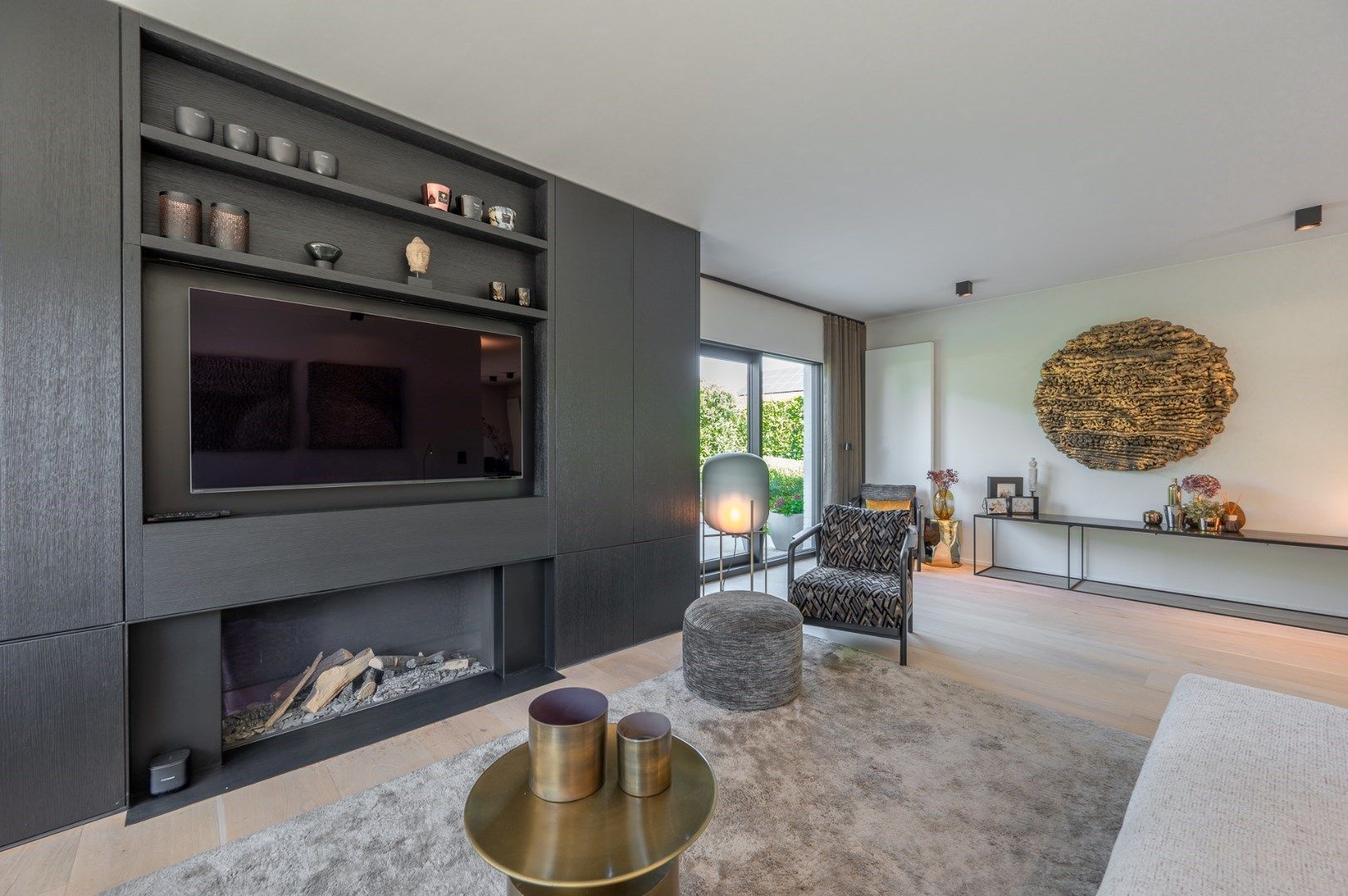Unieke alleenstaande villa verscholen in een rustige laan te Knokke foto 7