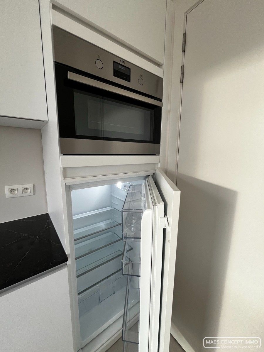 Prachtige penthouse te huur met 2 slaapkamers, terras voor- en achteraan in Vichte foto 9