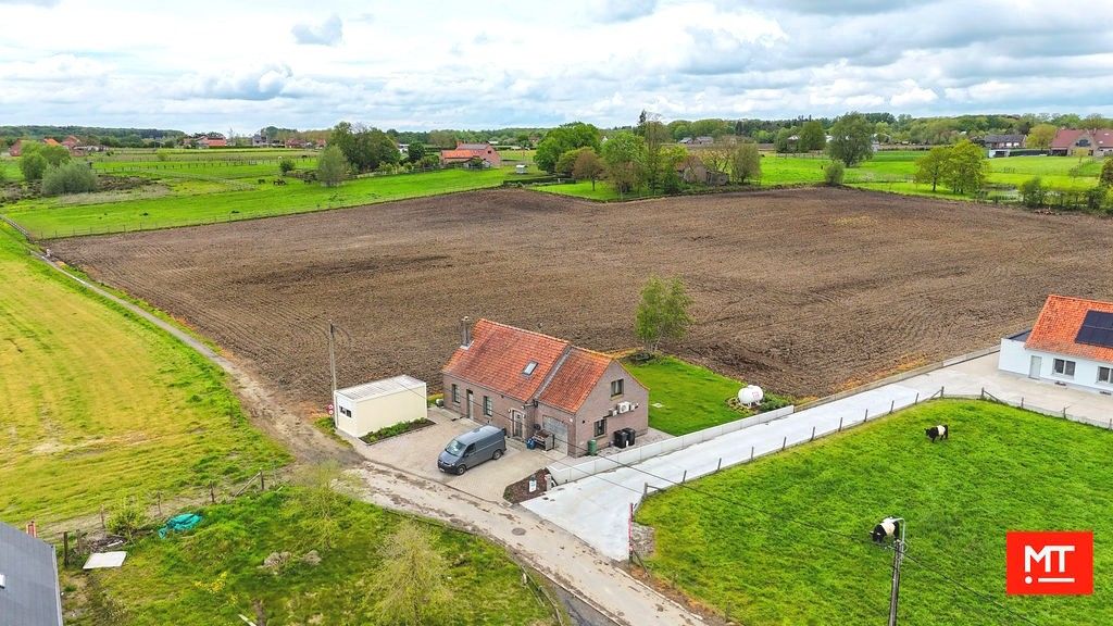 Alleenstaande woning met 3 slaapkamers en tuin op een landelijke en rustige locatie te Geluveld foto 1