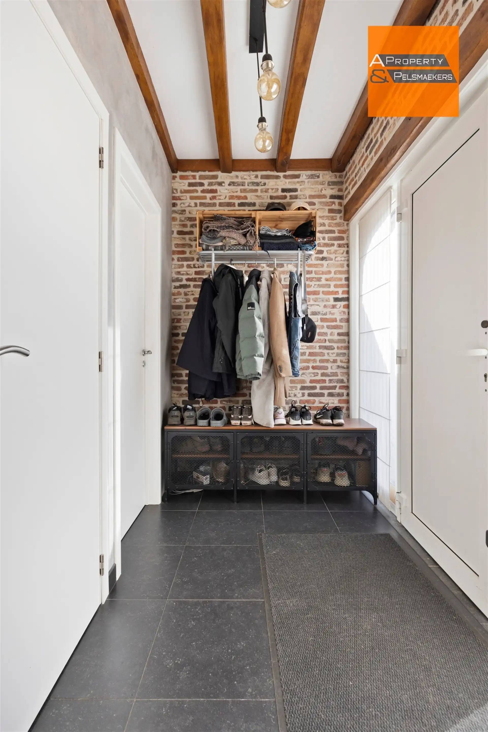 Instapklare, lichtrijke woning op topligging nabij natuurgebied Dorent foto 3