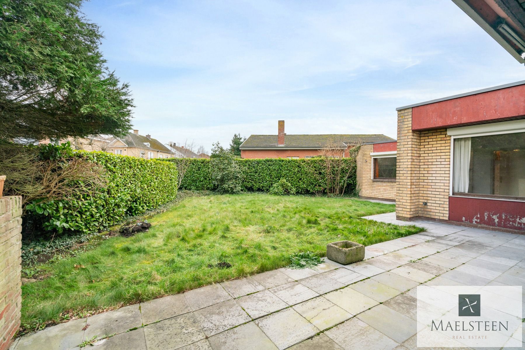 Op te frissen woning aan de rand van Brugge foto 24