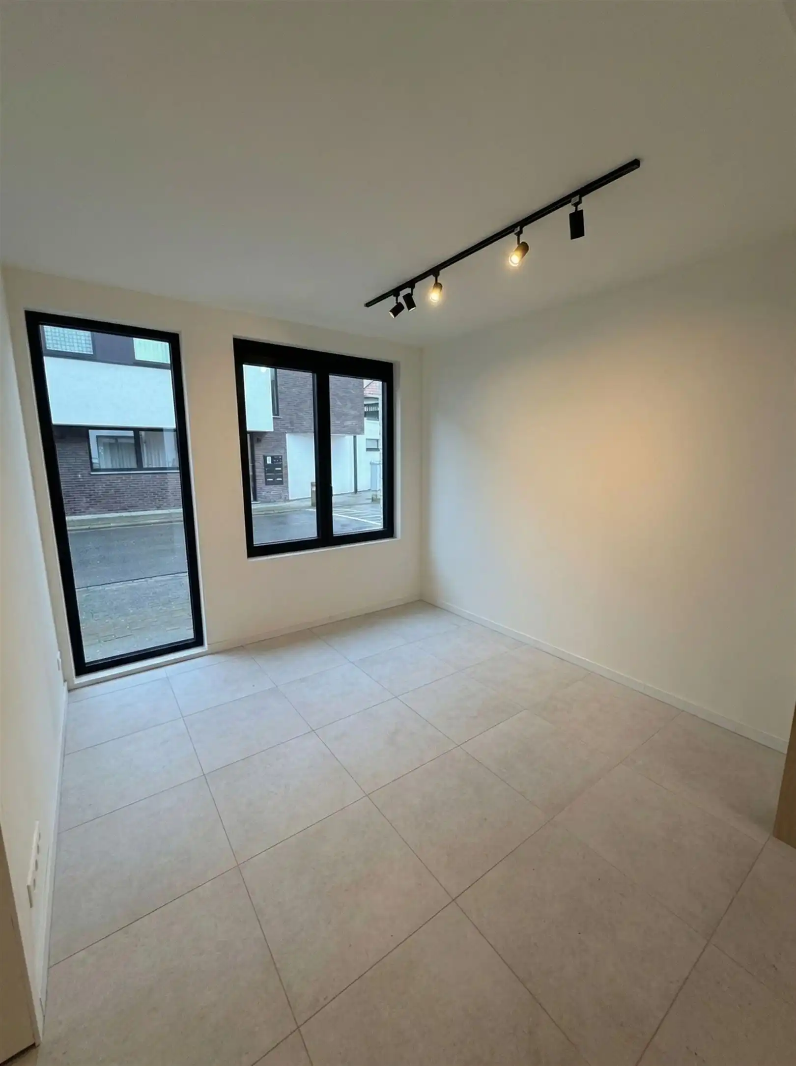 Moderne woning met 3 slaapkamers foto 4