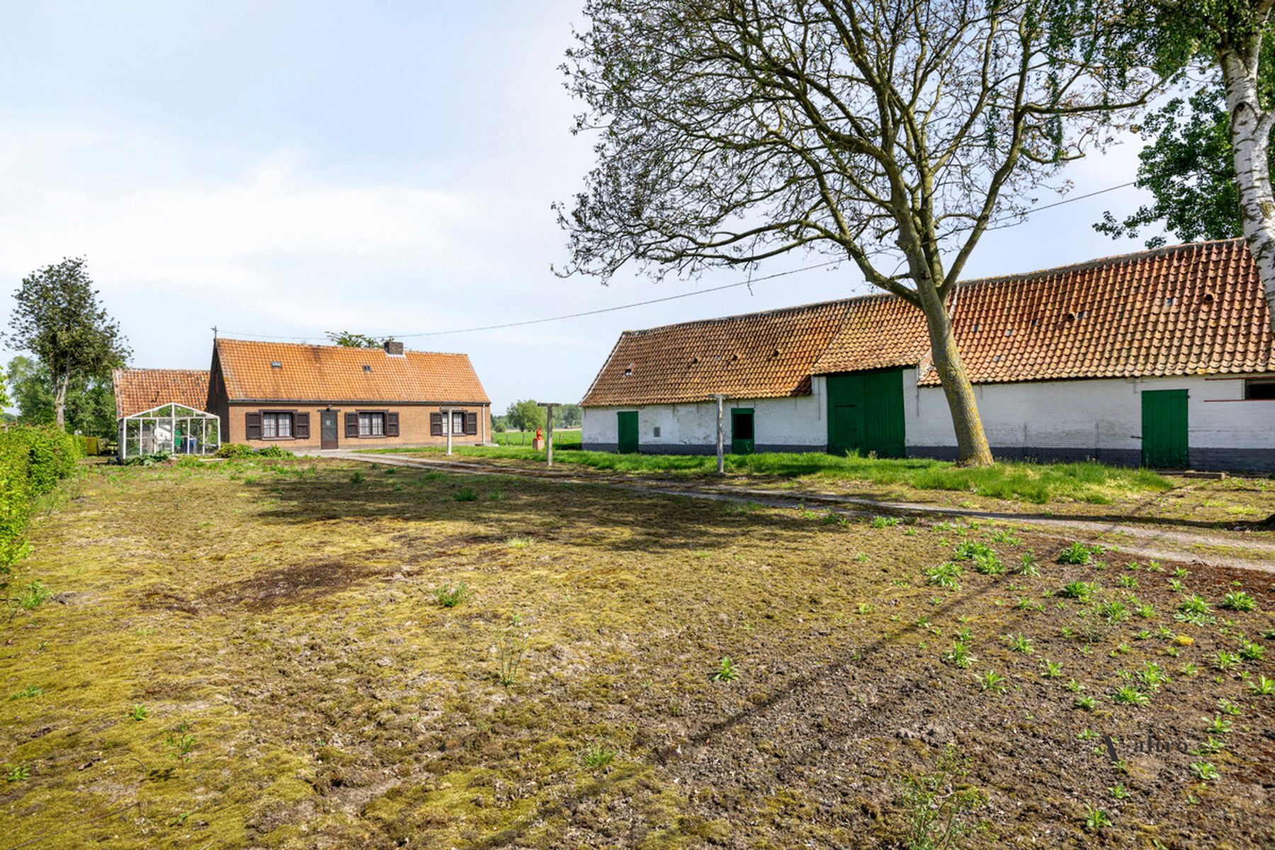 Woning op ruim perceel van 5.490 m² te Hansbeke foto 5