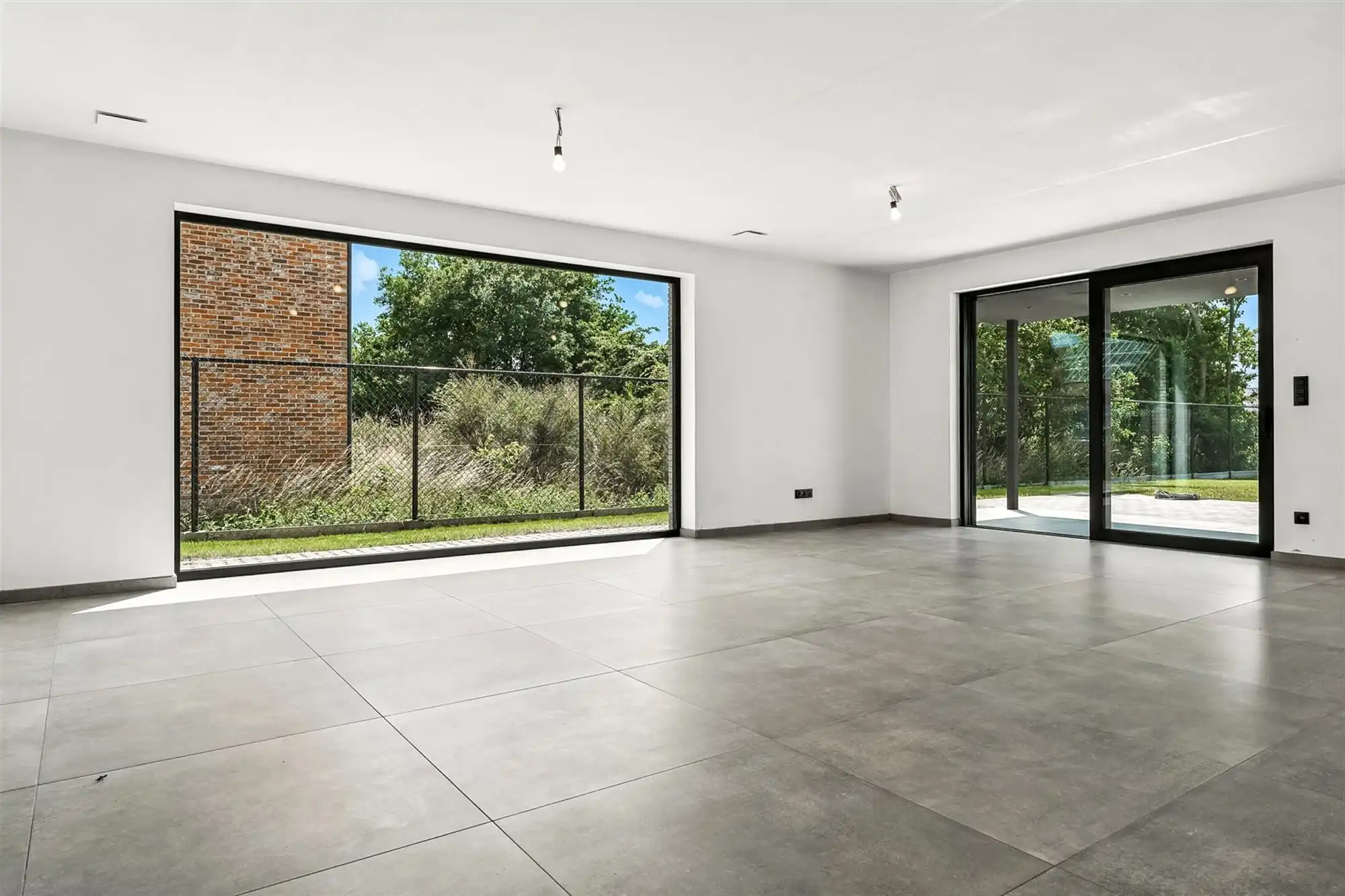 NIEUWBOUWWONING OP UITERST RUSTIGE DOCH CENTRAAL GELEGEN PERCEEL VAN CIRCA 500M² TE BEVERLO foto 3