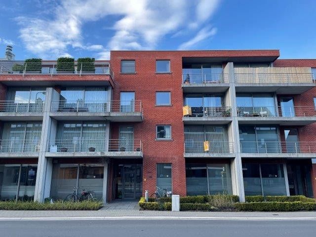 432m² kantoor met parking foto 36