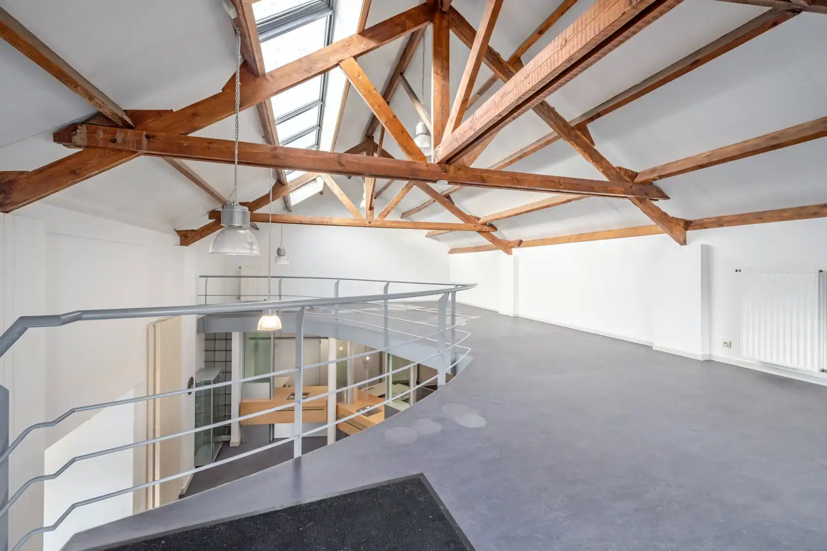 Ruim veelzijdig handelspand met woonst in hartje Kruisem foto 19