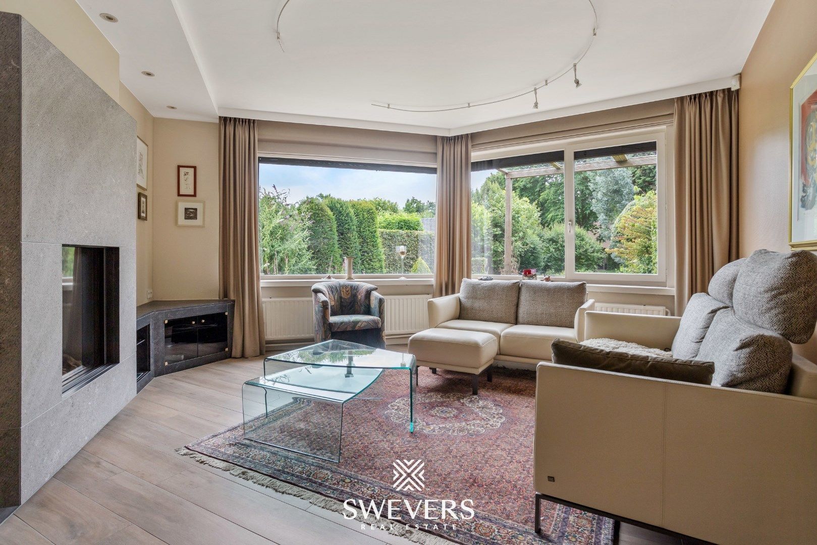 Ruime woning met tal van mogelijkheden in het hart van Tessenderlo-Ham foto 4