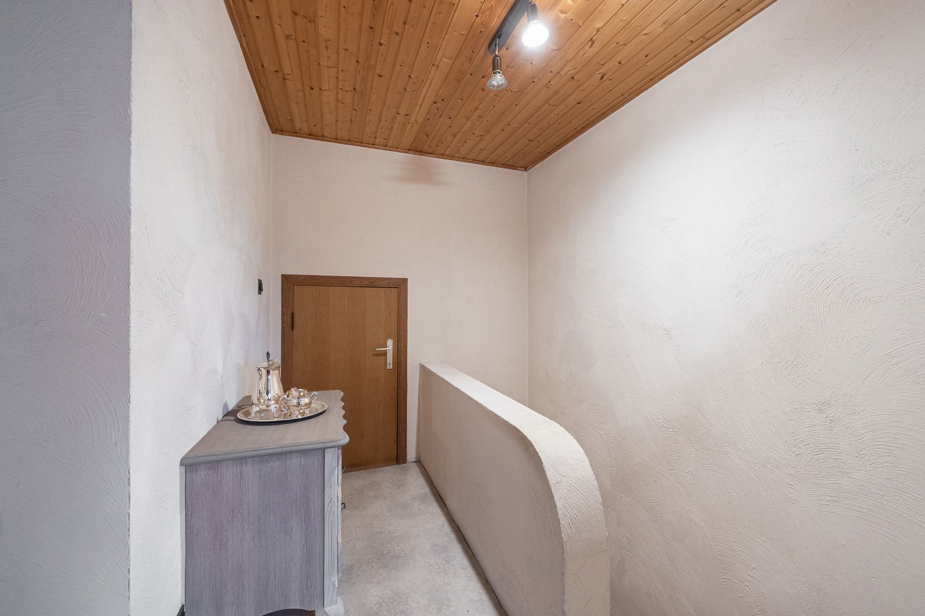 Woning met 2 slaapkamers en garage op 557 m2 grond foto 31