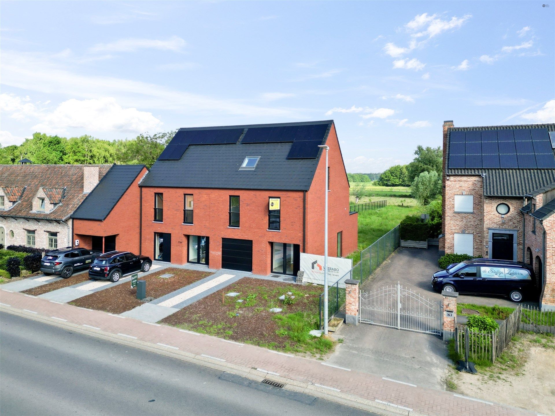 Half open bebouwing op 768m² lot 2 foto 2