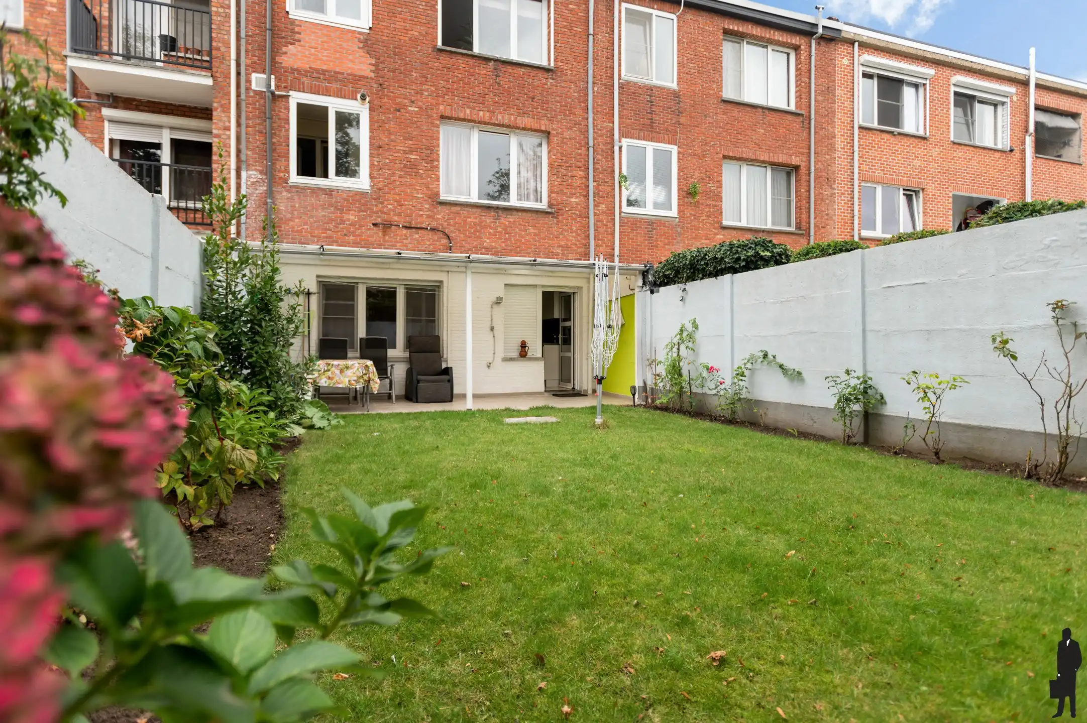 Prachtig gelijkvloersappartement met tuin foto 10