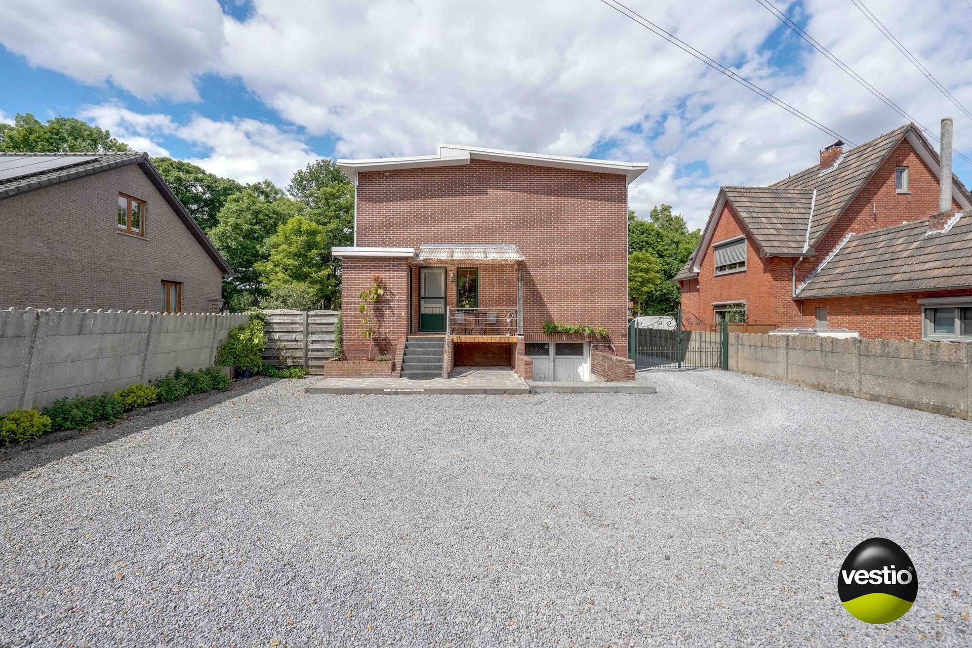DEGELIJKE WONING MET ZONNEPANELEN OP 13,56 ARE TE ROTEM foto 28