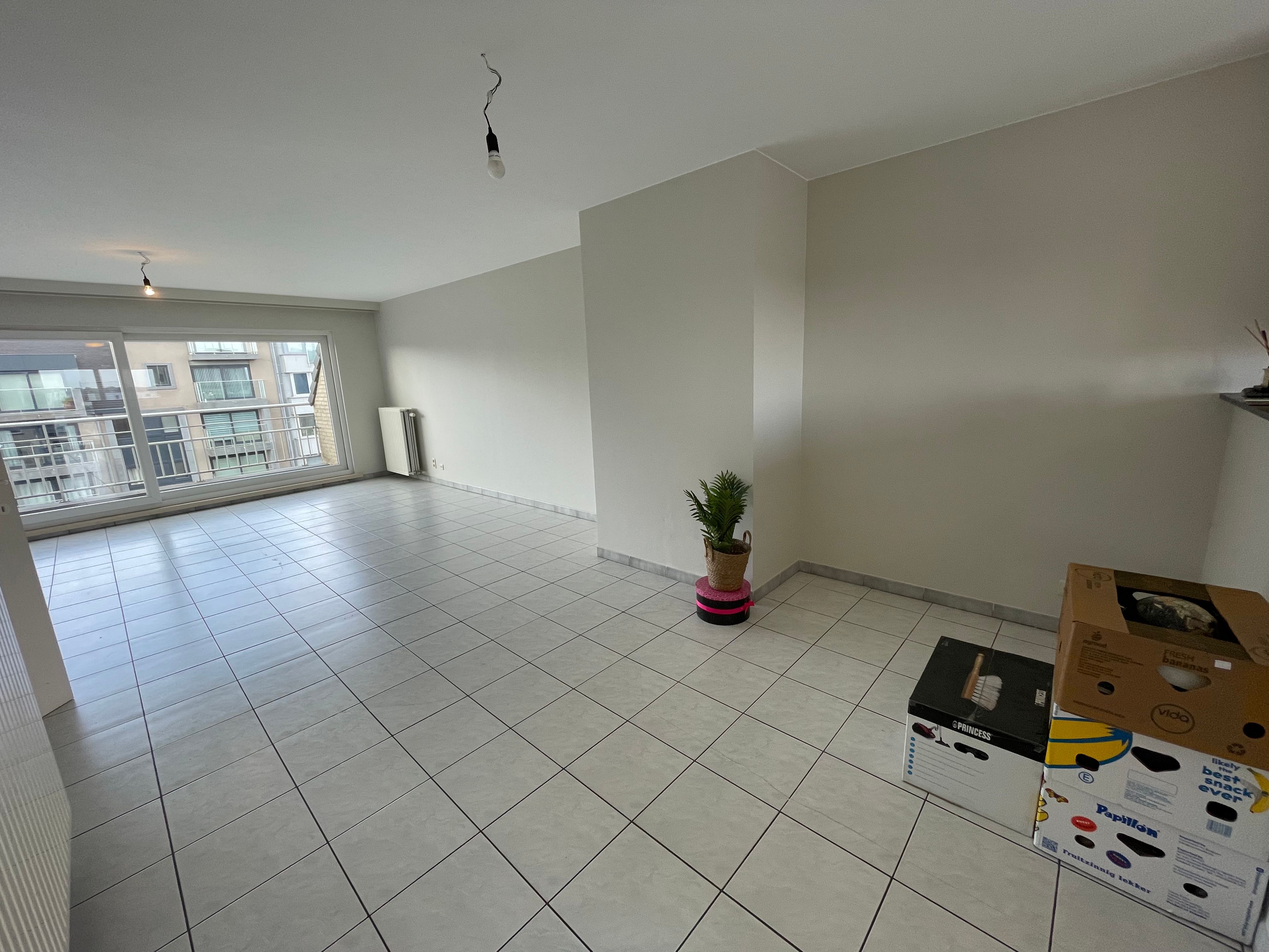 Mooi duplexappartement met drie slaapkamers en twee zongerichte terrassen. foto 4