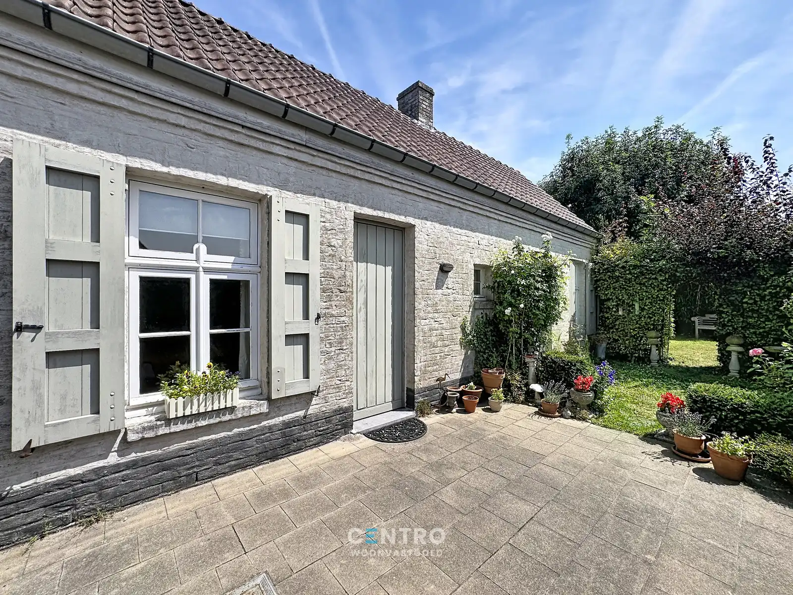 Leuke kunstenaarswoning met 3 slpks en 3 badks in 'het Witte dorp'! foto 21