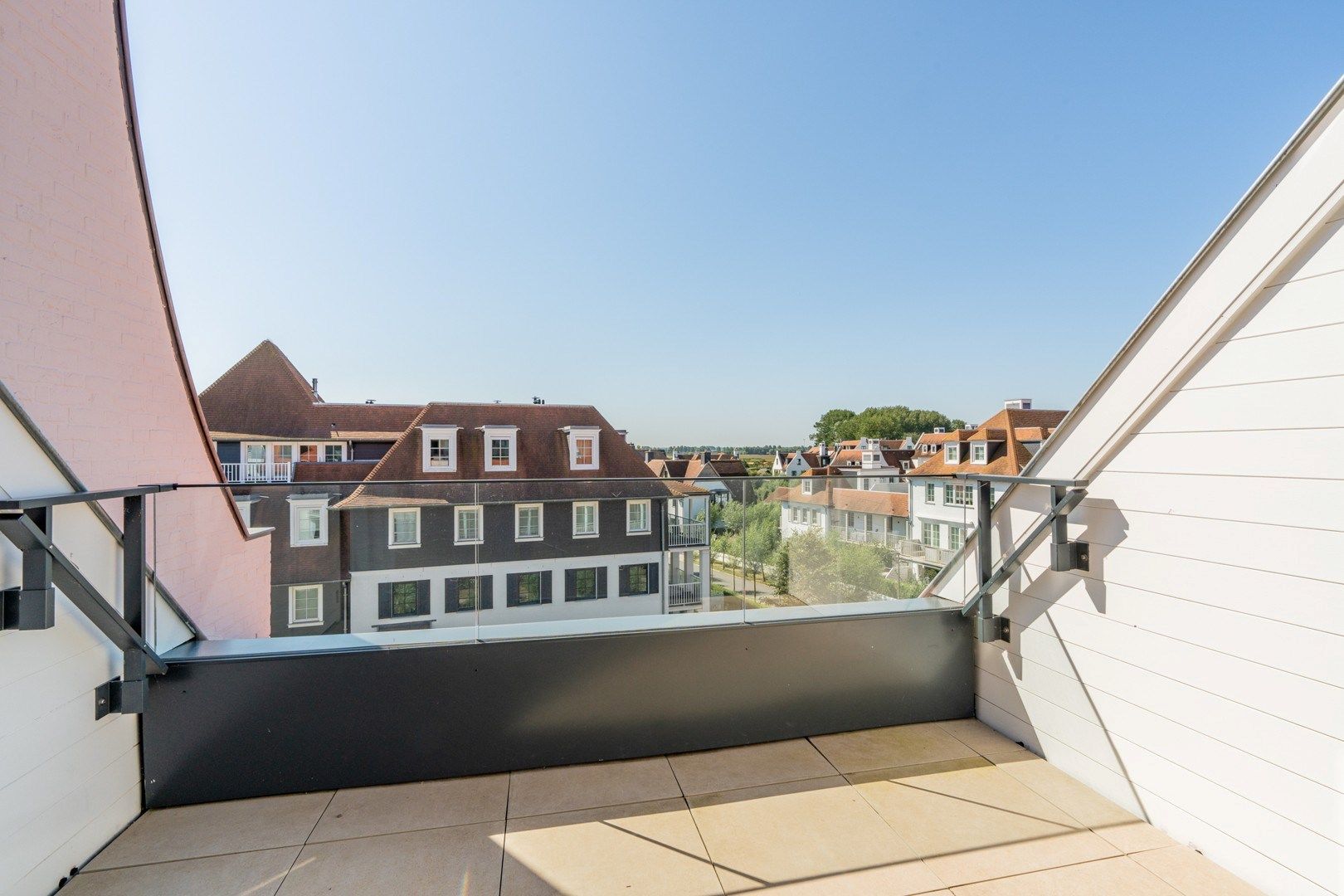 Luxe penthouse te duinenwater met zuid georiënteerd terras nabij het meer. foto 4