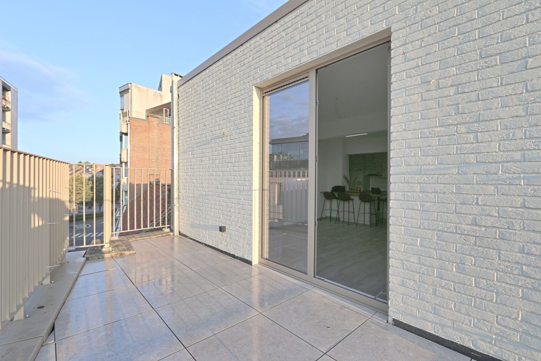 App 1 slk - terras - volledig vernieuwd - centraal foto 14