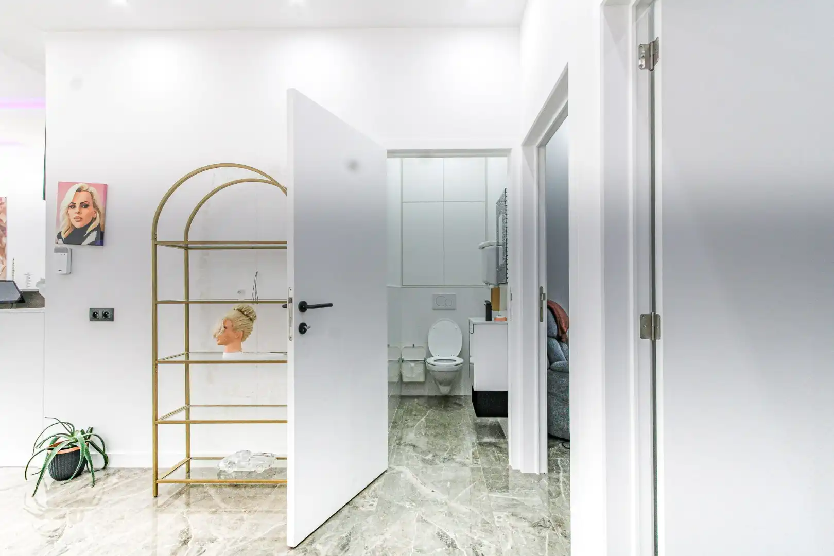 BAYAUXLAAN 30 – KNOKKE-HEIST | HANDELSPAND TE HUUR foto 9