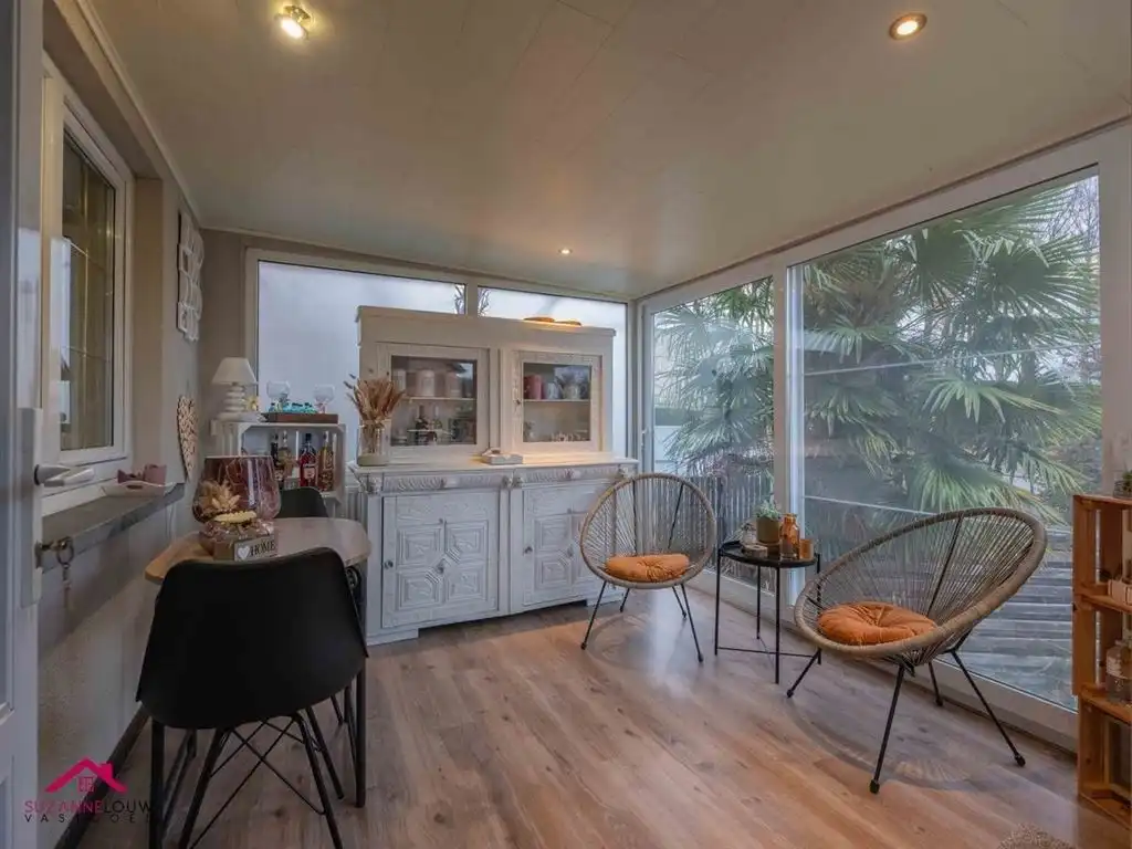 Gezellige en instapklare, half vrijstaande woning met veranda foto 19