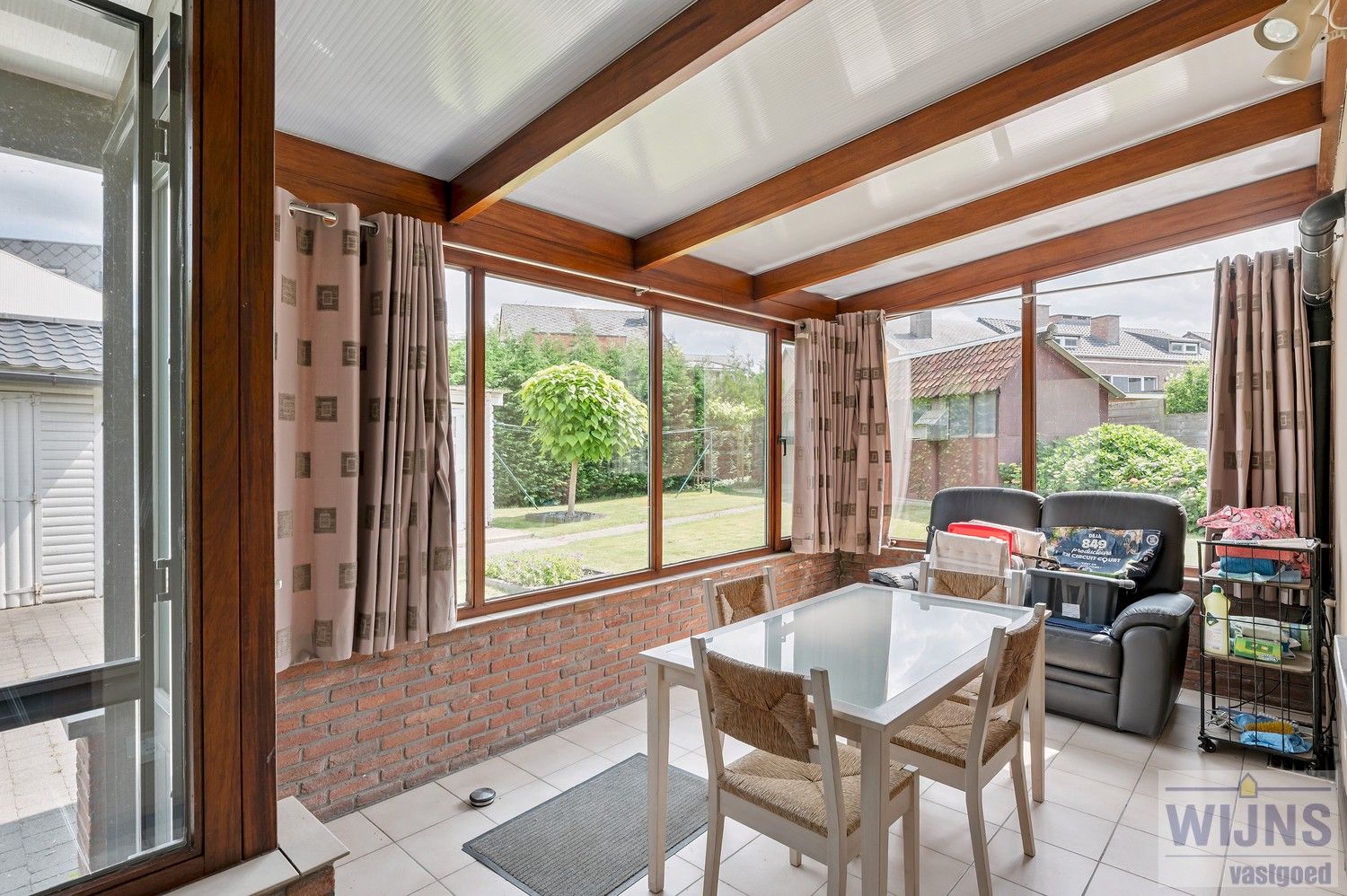 Mooi onderhouden woning met 2 slpkm foto 14