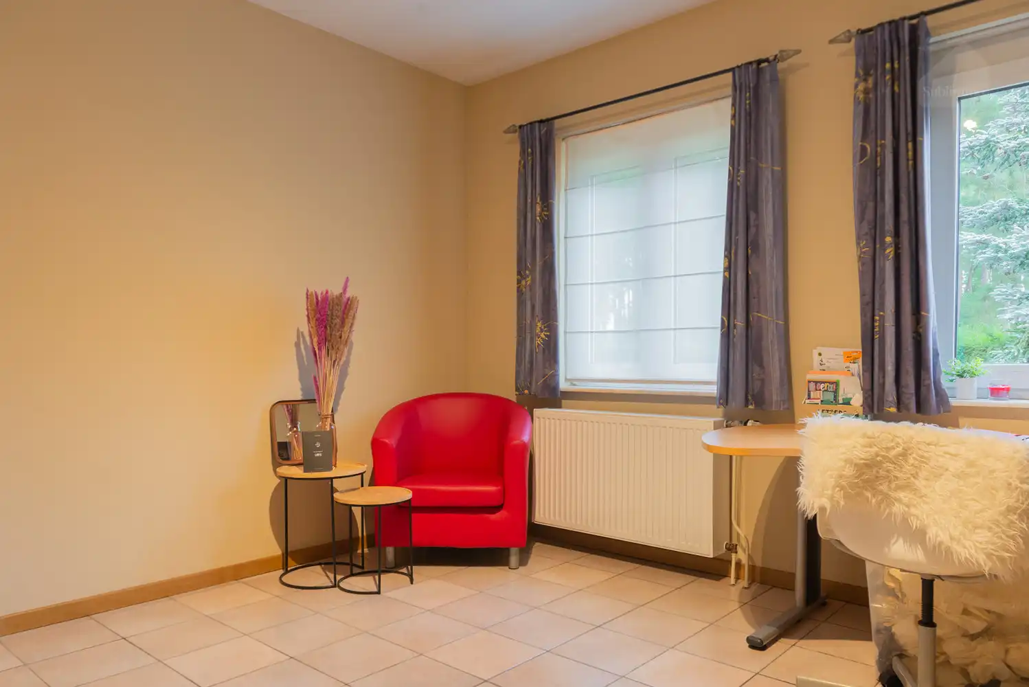 Vrijstaande gezinswoning met 4 slaapkamers op ruim 20 are grond foto 9
