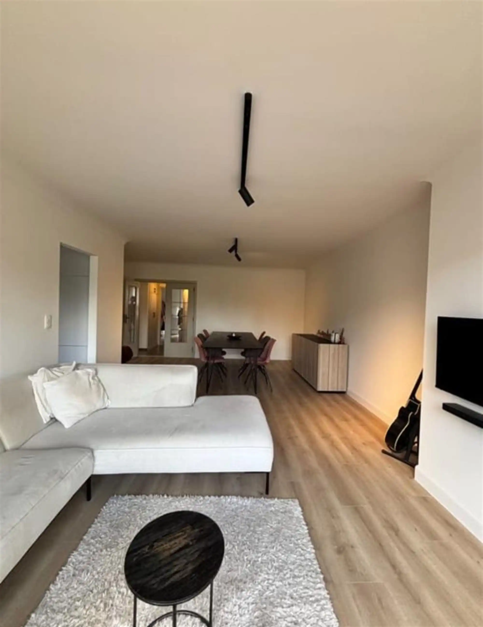 Lichtrijk appartement met zuid terras foto {{pictureIndex}}