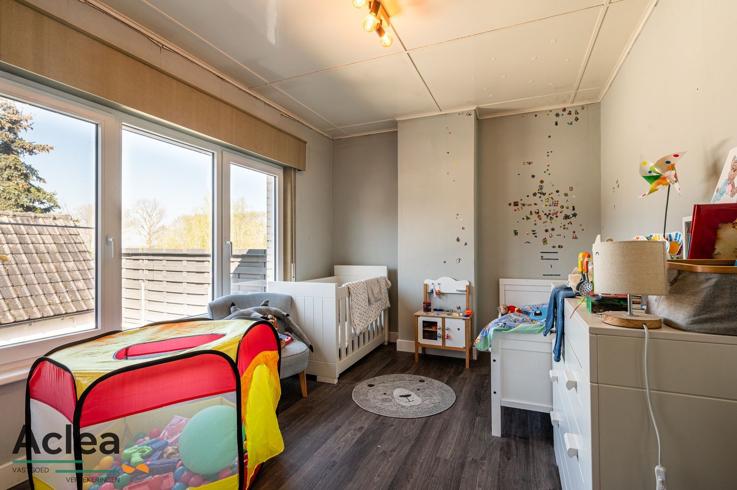 Verzorgde woning met 2 zeer ruime slpks en bureauruimte foto 9