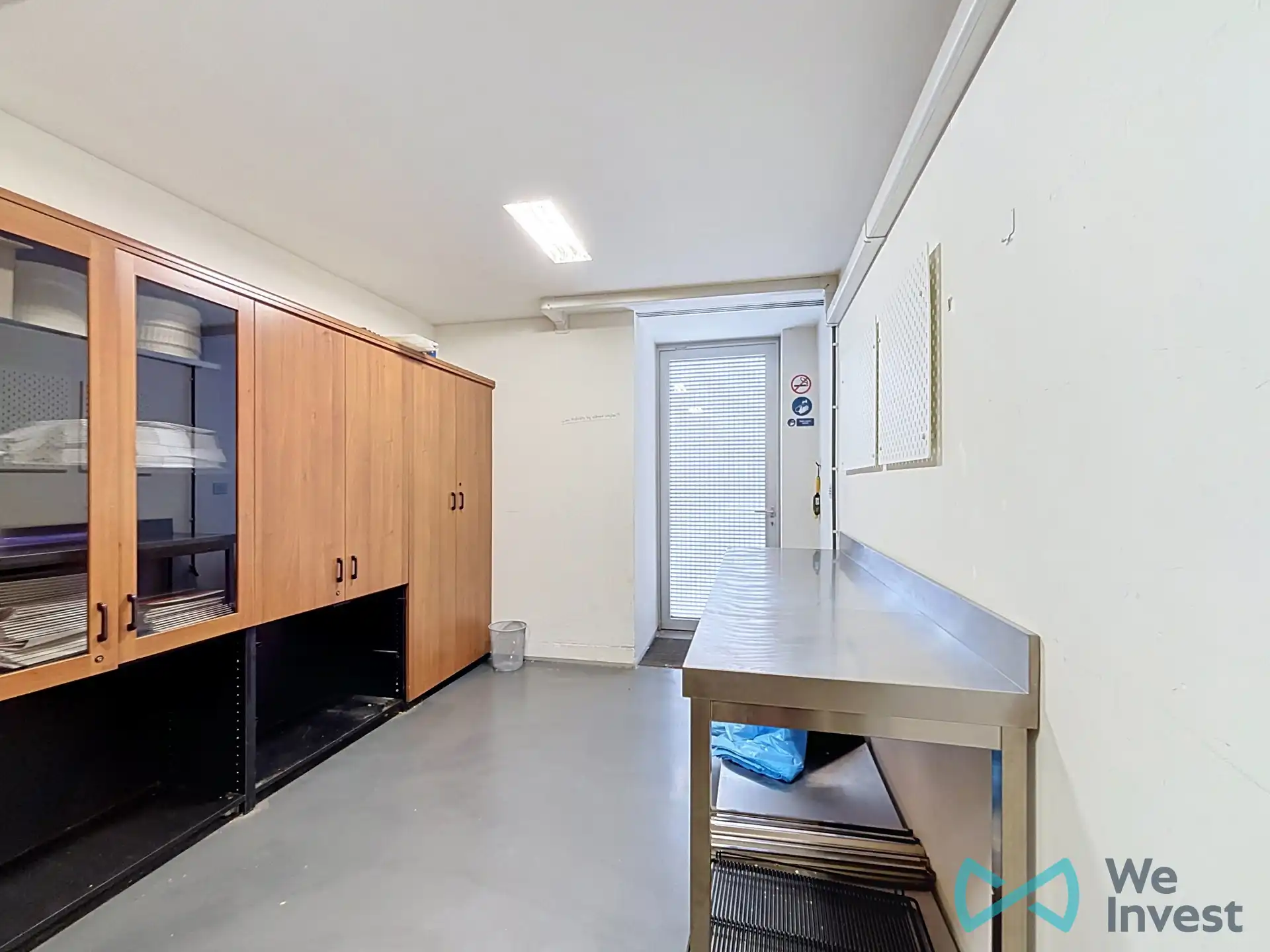 Handelspand van 95 m² op uitstekende commerciële ligging! foto 8