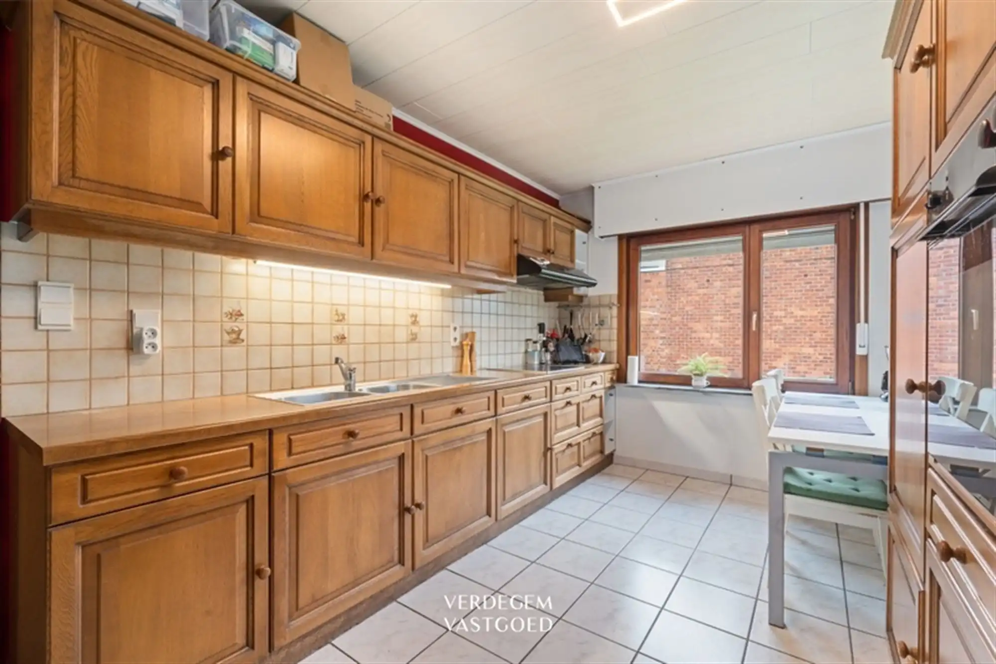 Vrijstaande woning met 2 slaapkamers, tuin en weidse zichten foto 4