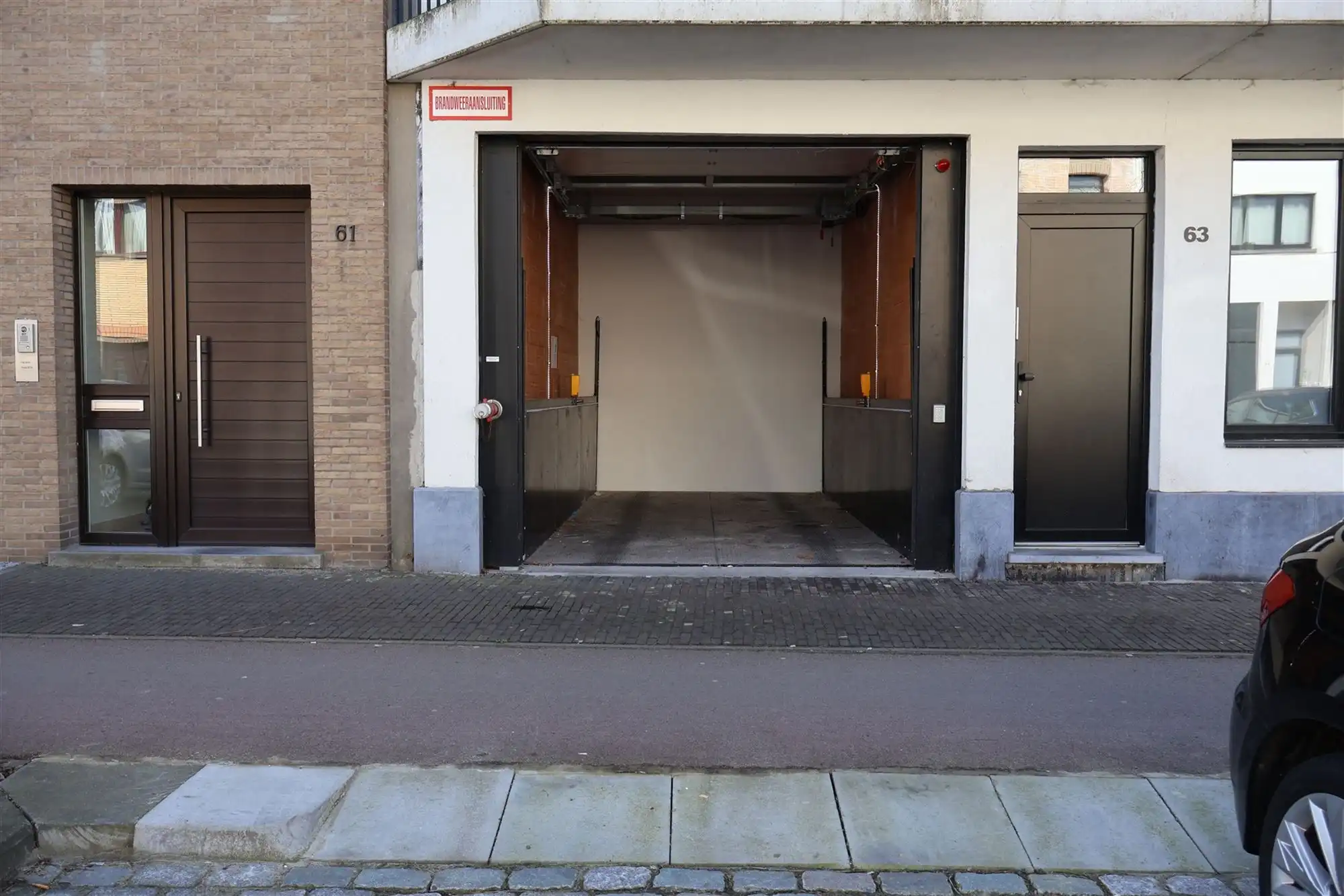 Ondergrondse autostaanplaats foto 9