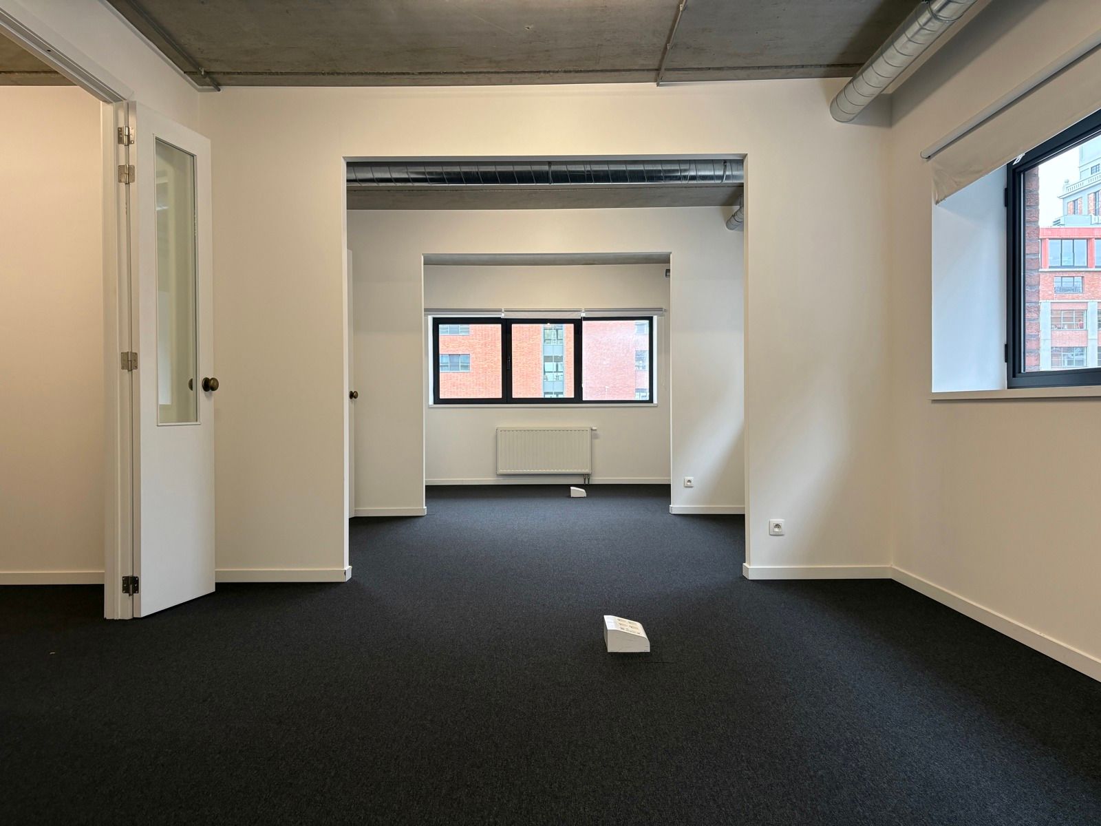 Modern kantoor met parkings foto 15
