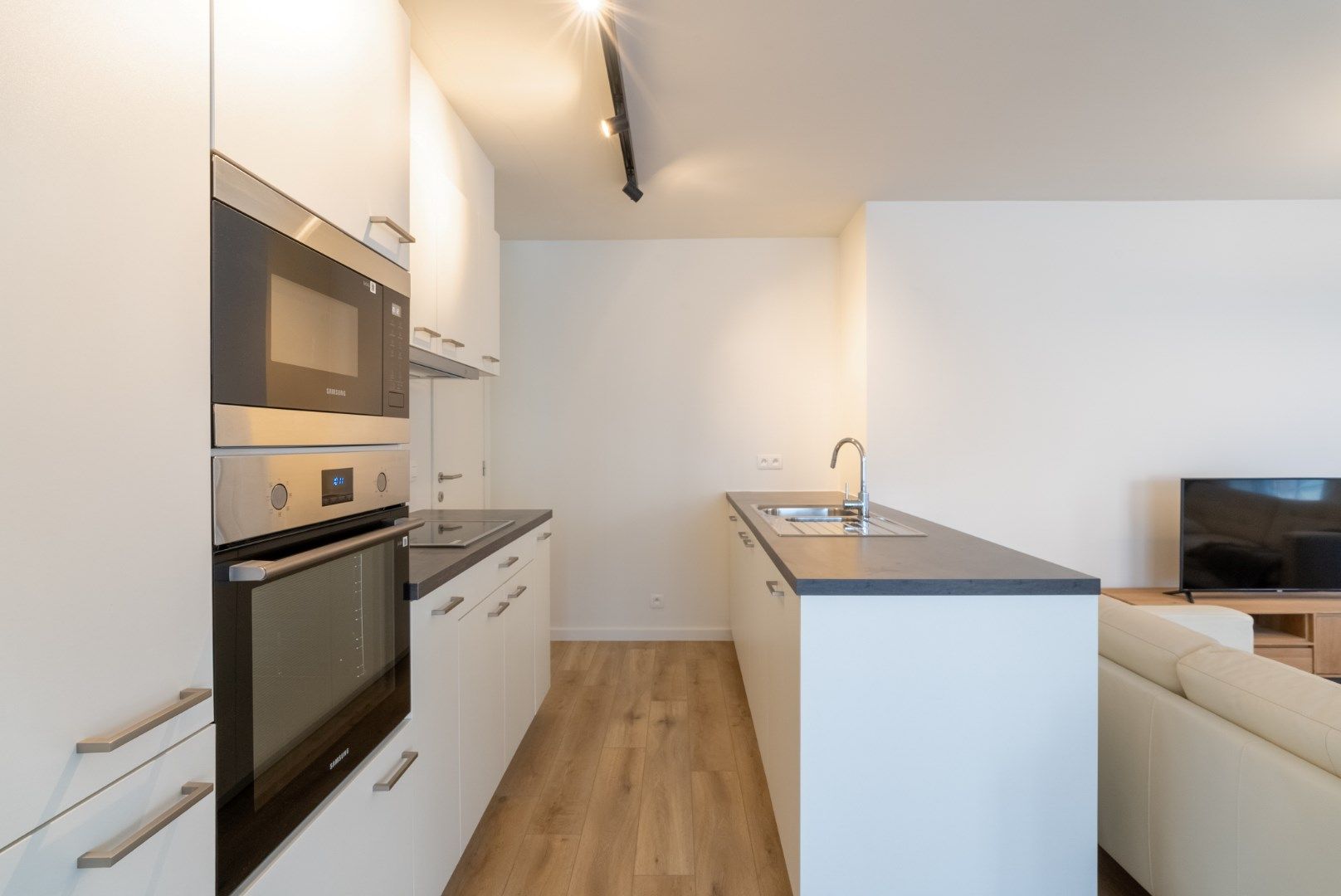 Prachtig gelijkvloers nieuwbouwappartementen met 1 slaapkamer en terras, in Residentie Escautval. foto 6