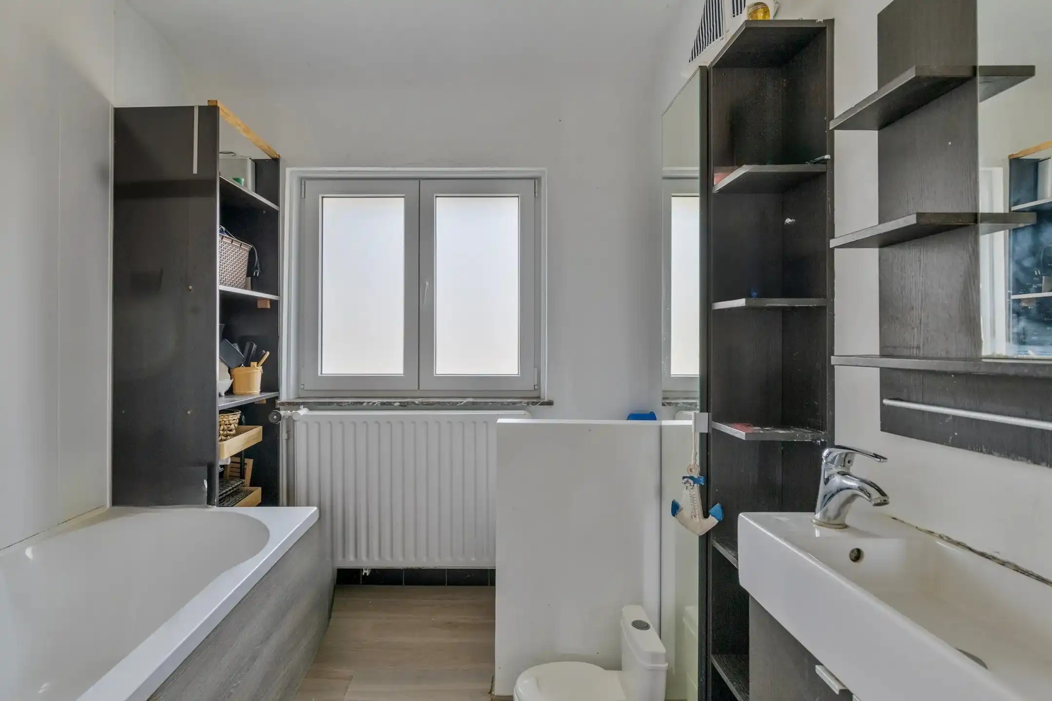 Woning op uitstekende locatie! foto 9