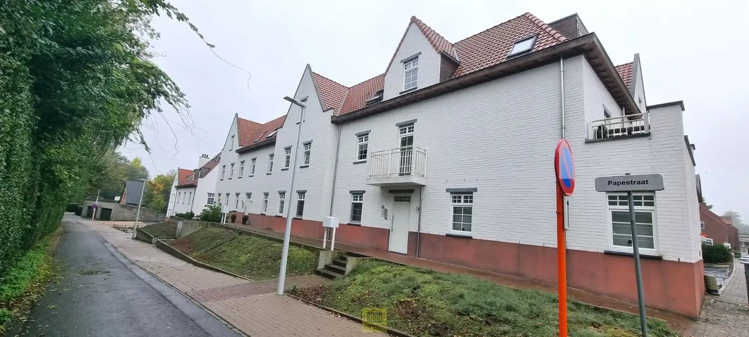 Nieuwbouwappartement met 2 slaapkamers nabij dorpscentrum foto 2