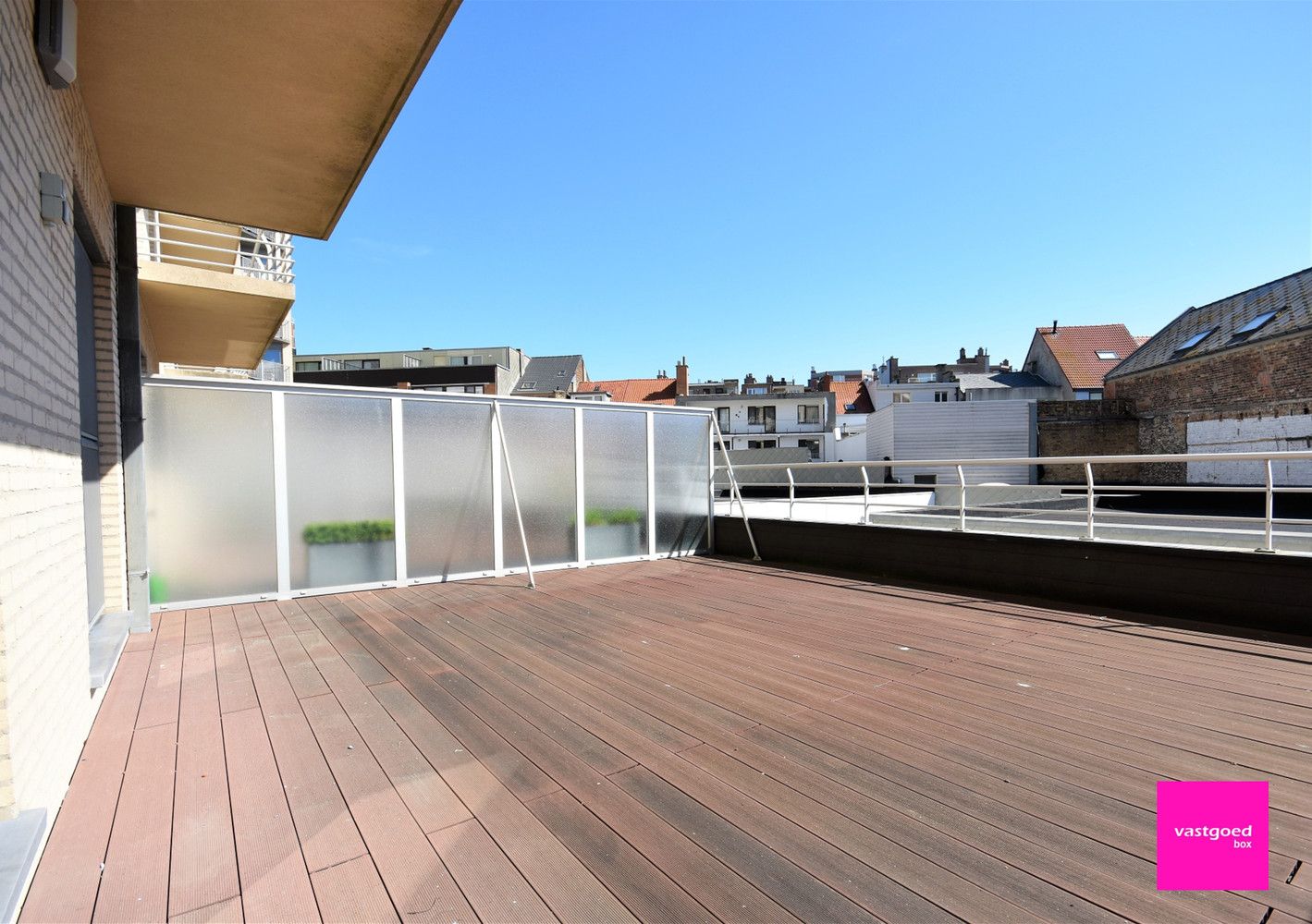Stijlvol appartement met groot zonneterras, centrum Oostende foto 13