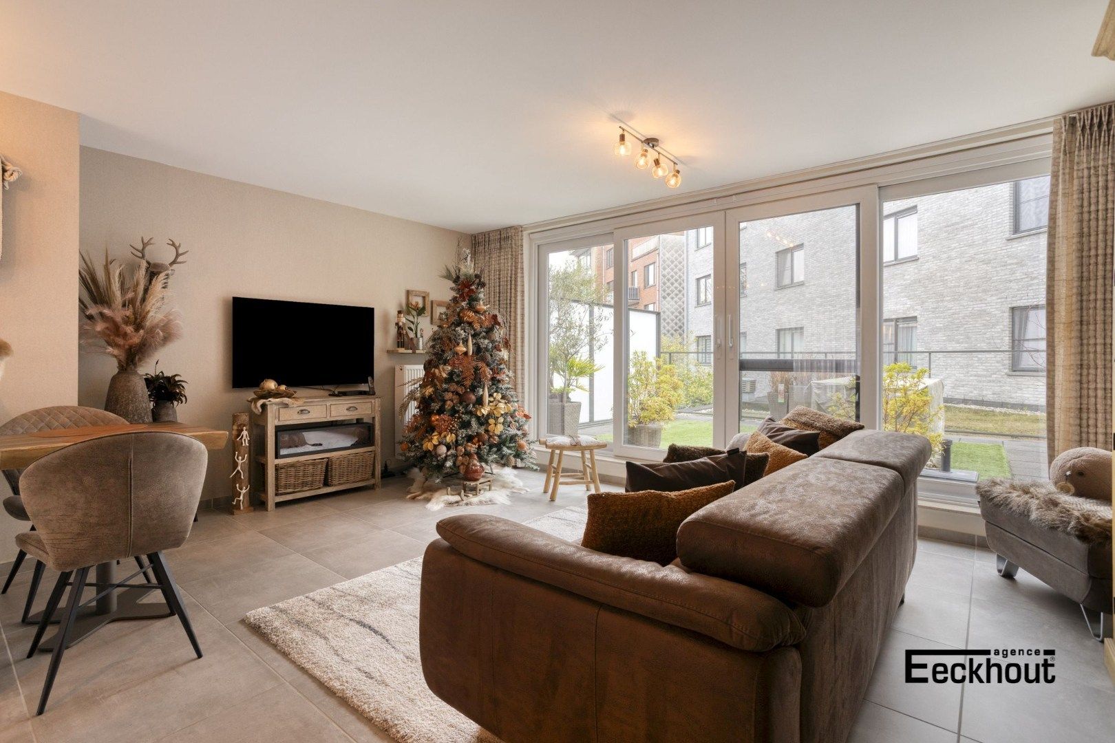 Modern triplex-appartement met 3 slaapkamers - Ideaal als investeringspand wegens aanwezigheid van vaste huurders foto 2