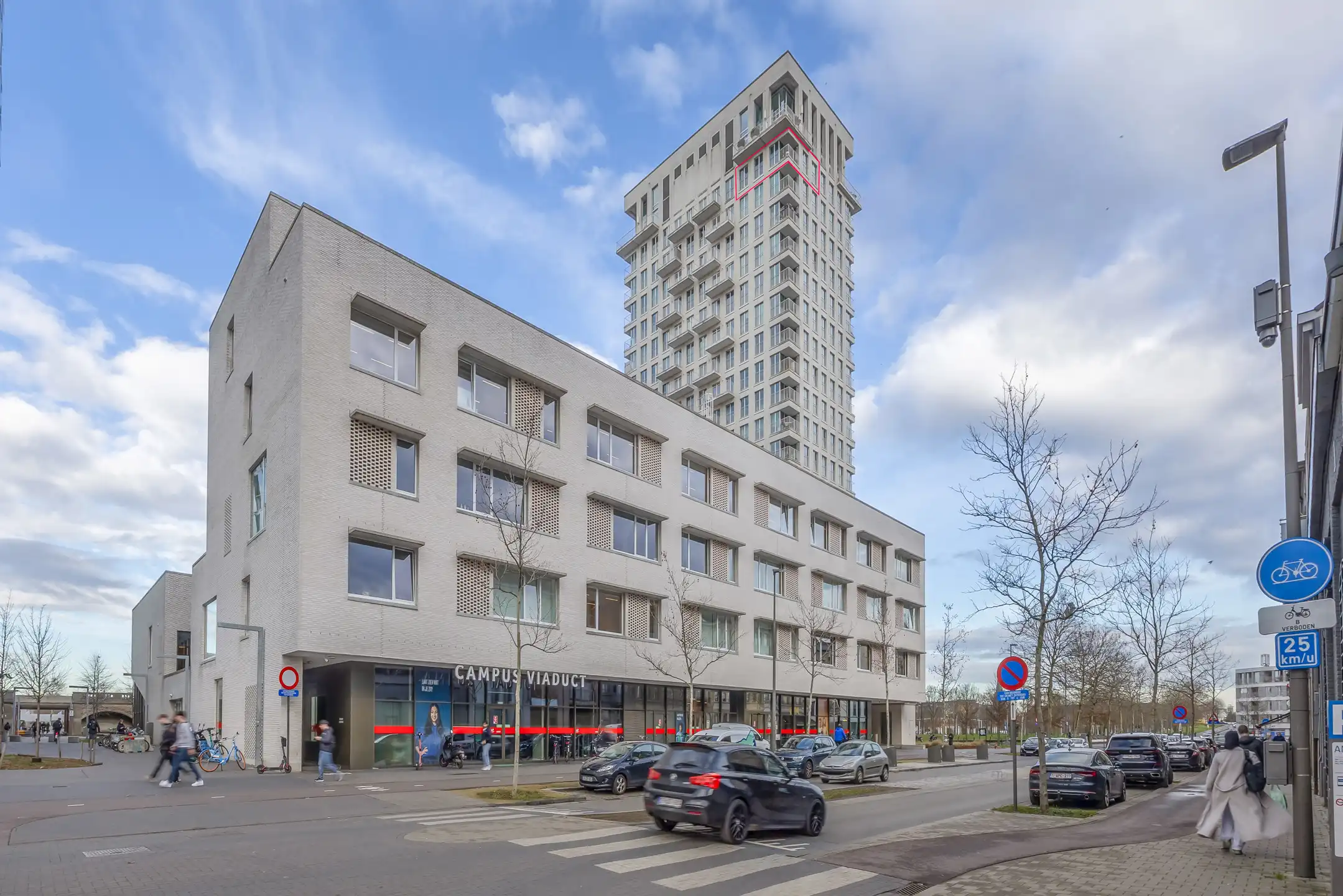 Hoekappartement met adembenemend uitzicht over Antwerpen foto 16