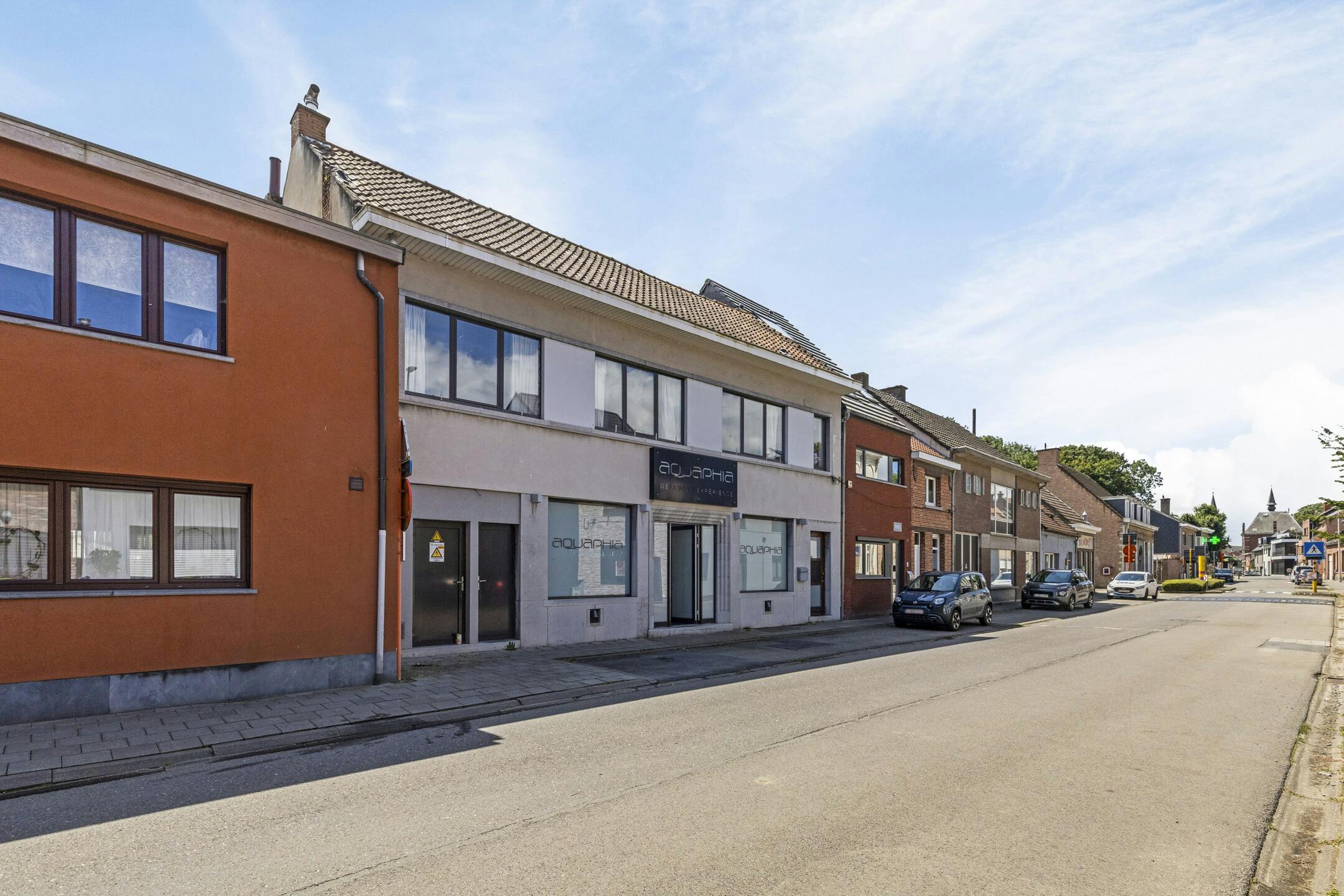 Over te nemen wellnesscentrum met 3 slaapkamer appartement foto 42