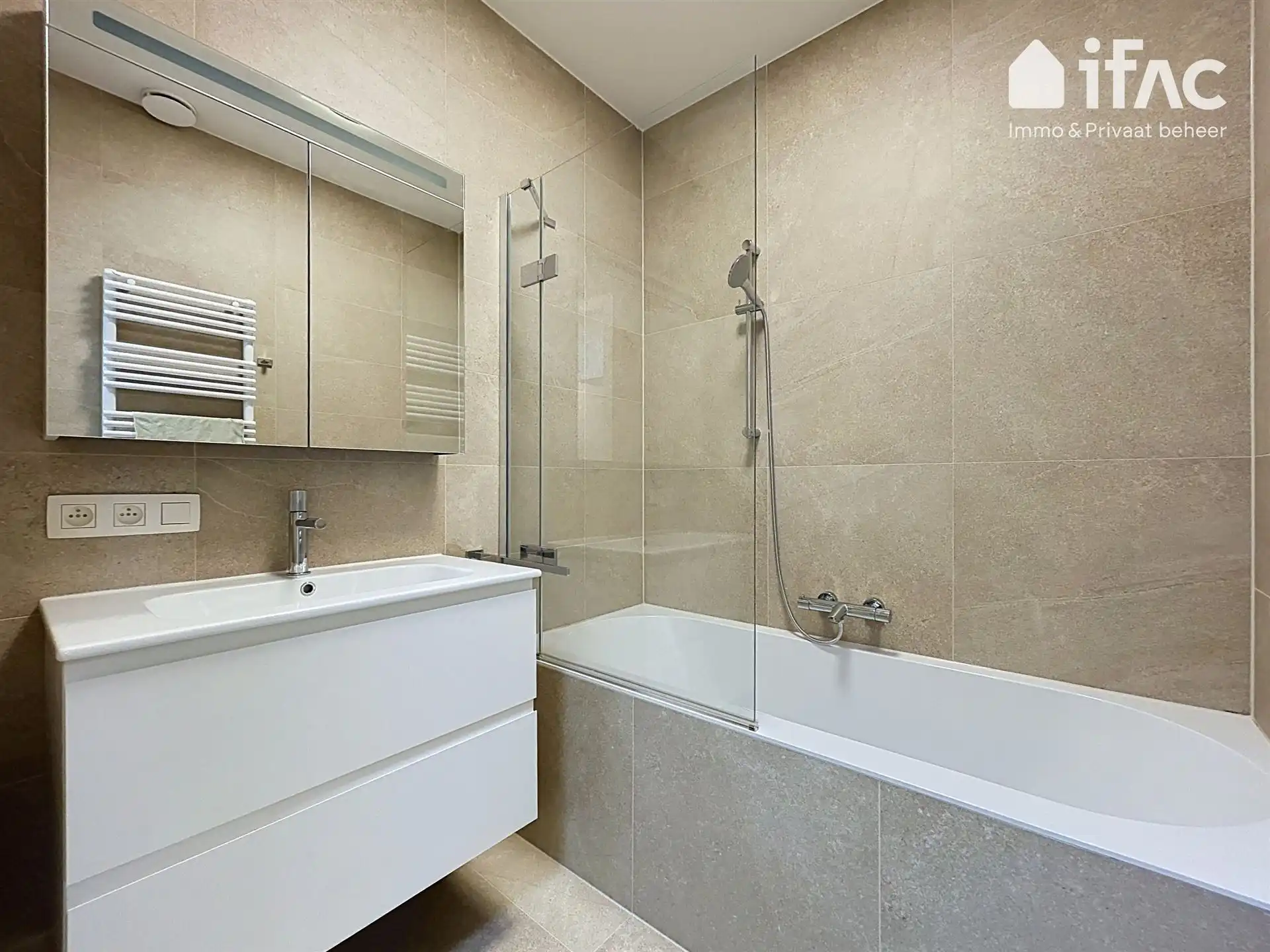 Gelijkvloers appartement met 3 slaapkamers op Panquin-site foto 14