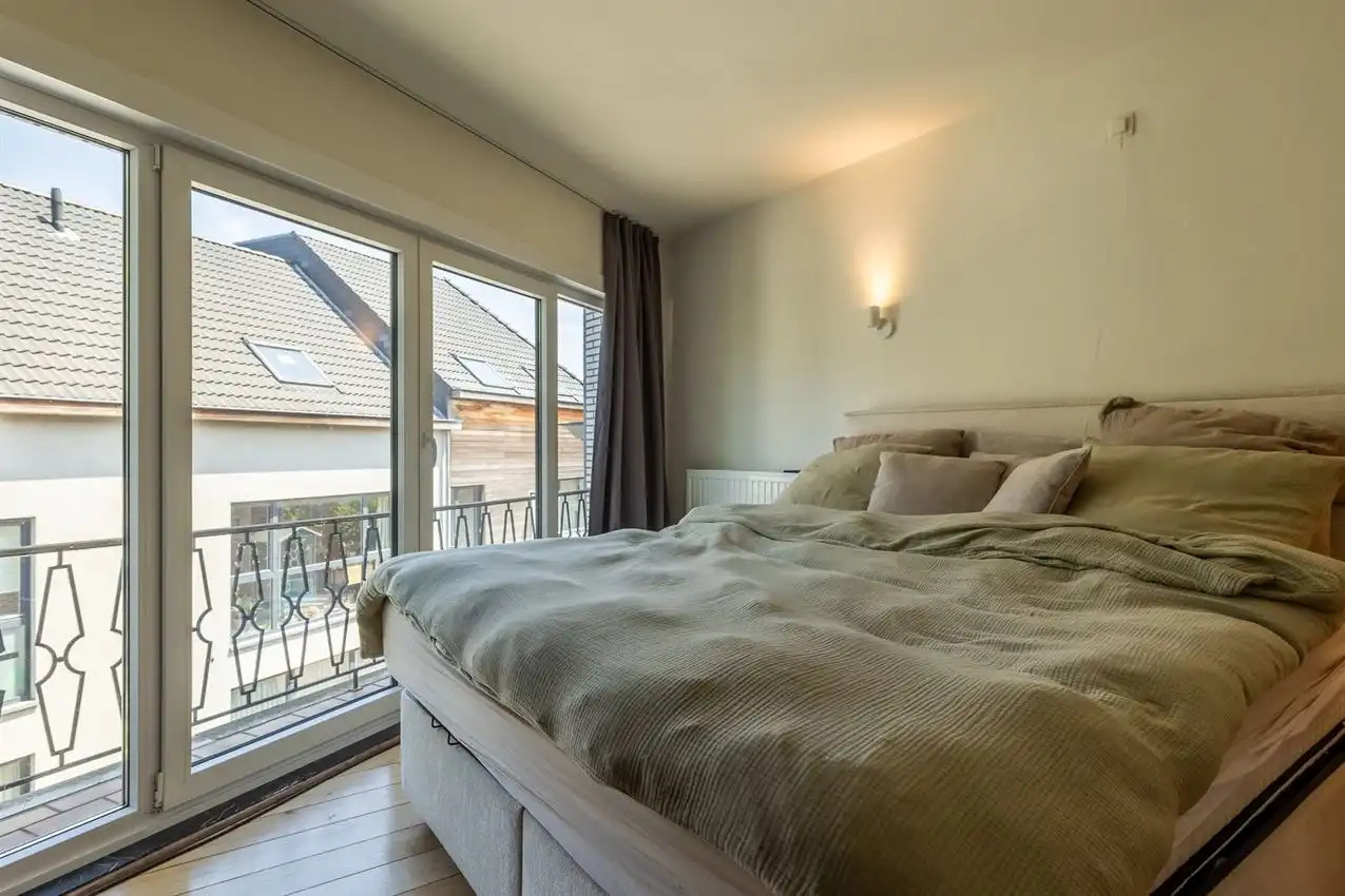 3 slpk., 2 garages, groot terras, nabij station, label C foto 17