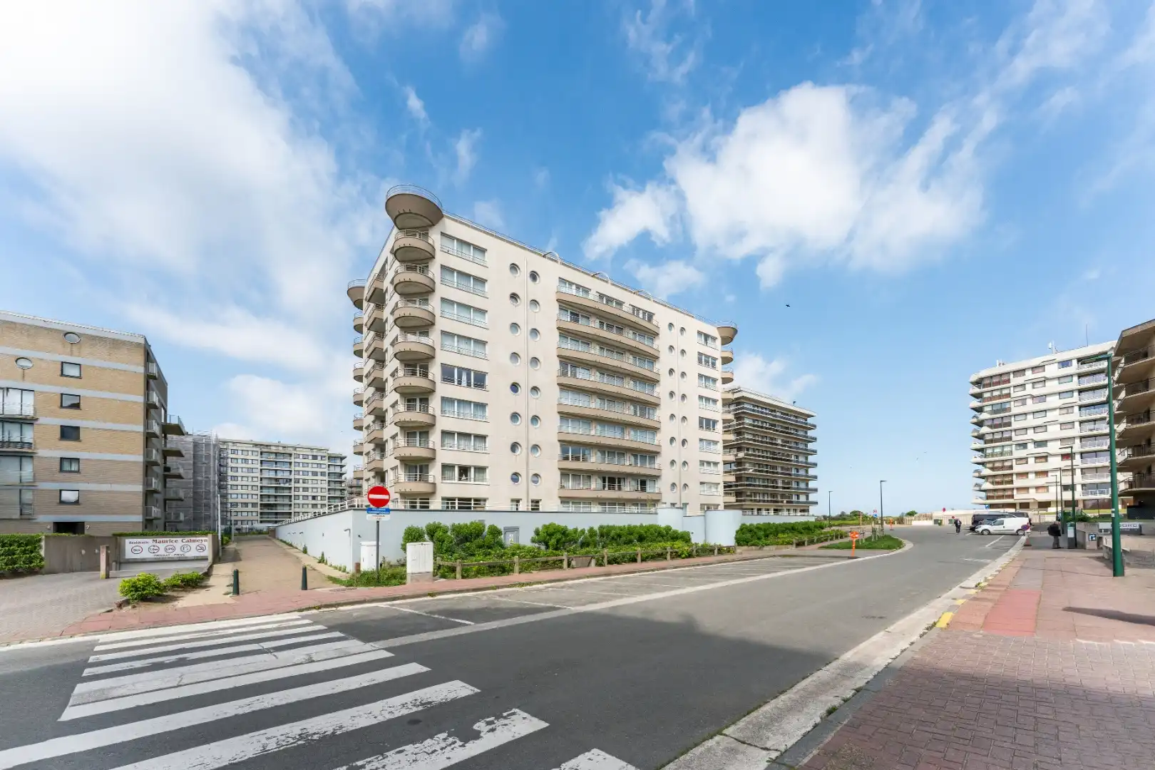 Parkeerplaats te koop foto {{pictureIndex}}