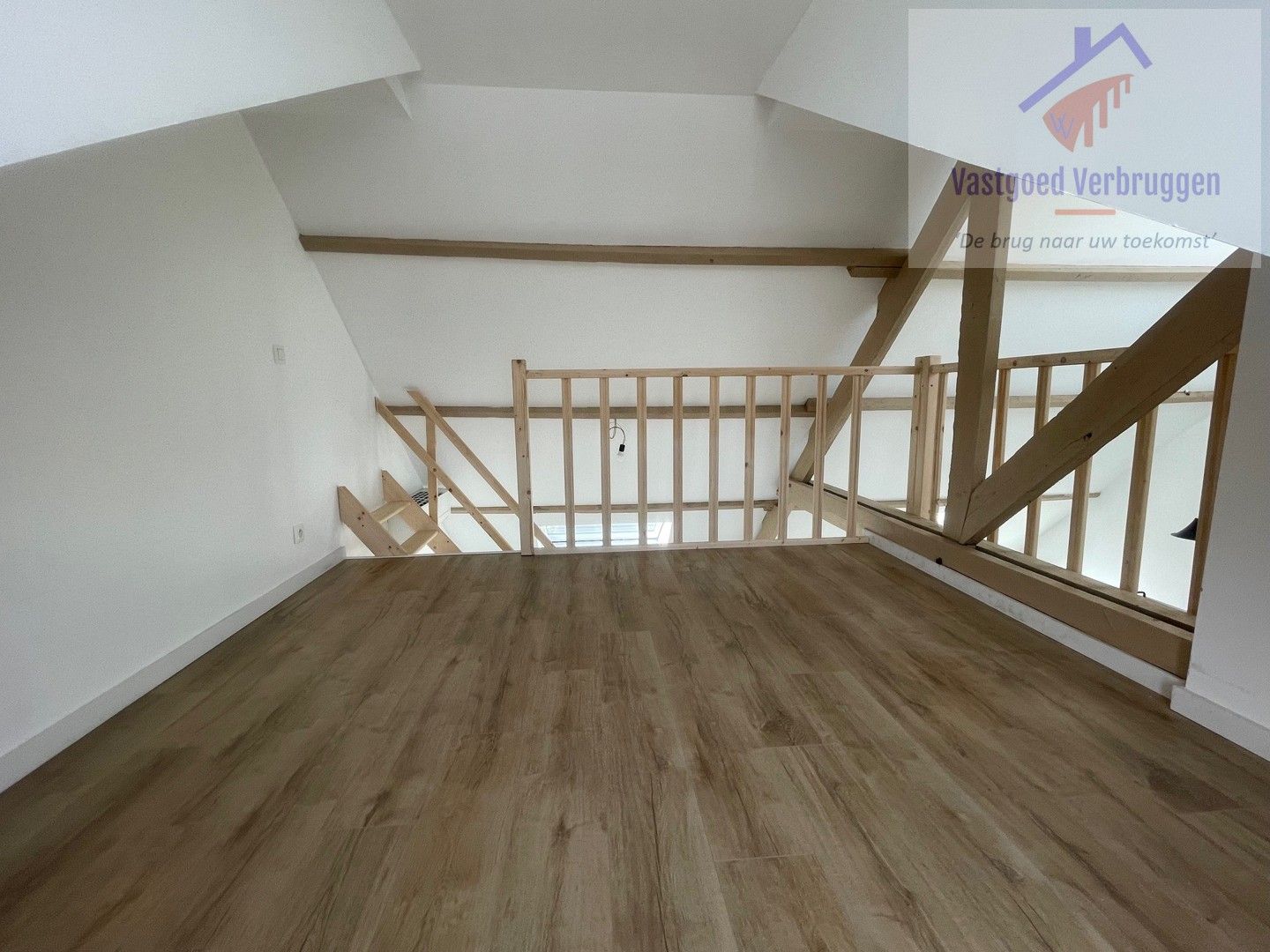 Centraal gelegen energiezuinig appartement met 2 slpk en mezzanine foto 8